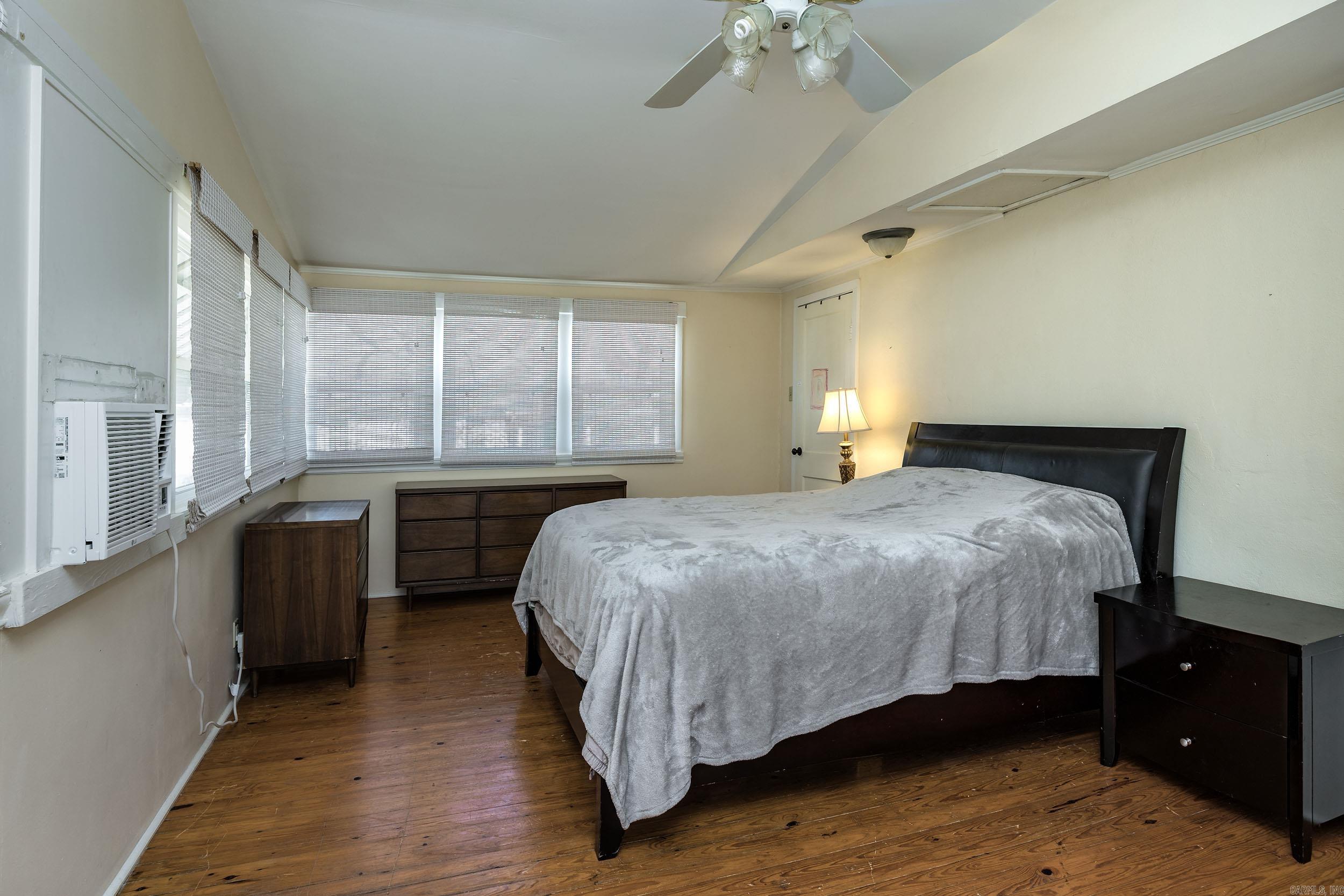 HOLLENBERG - Residential