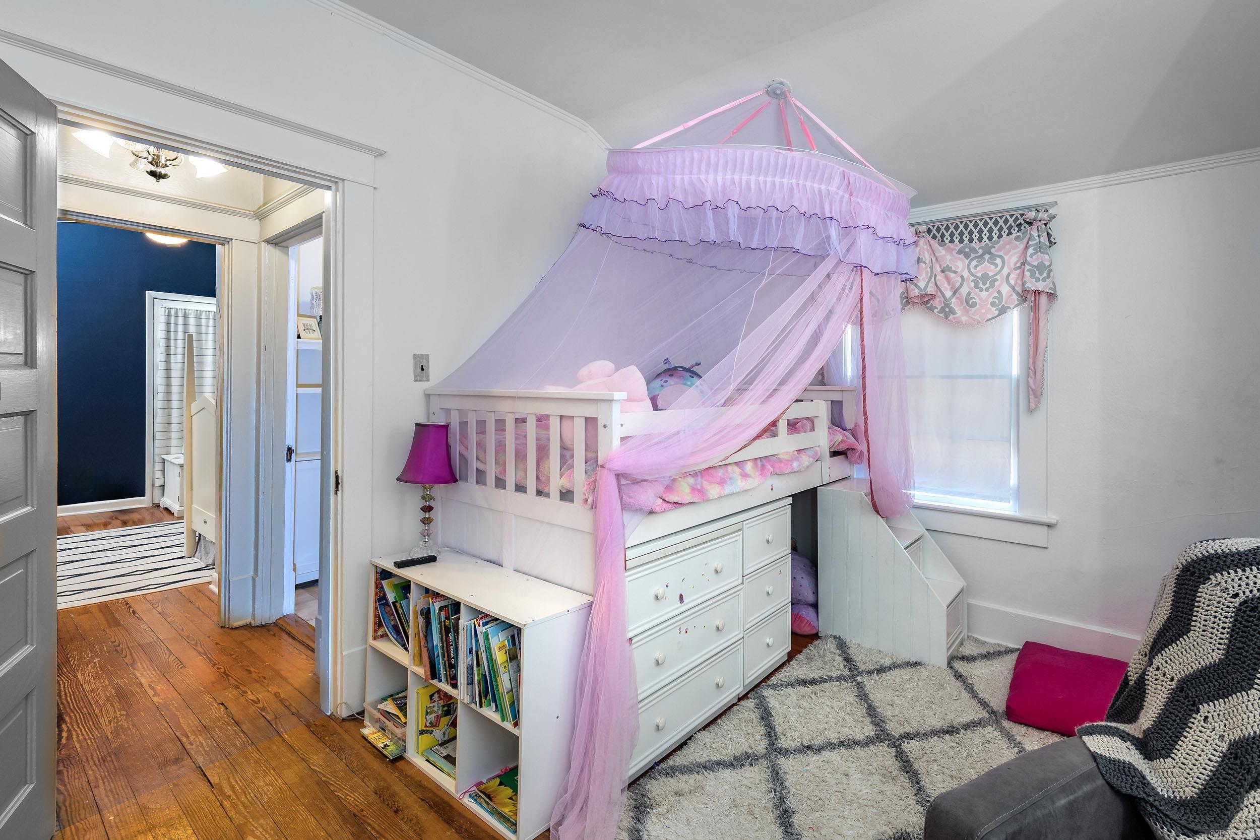 HOLLENBERG - Residential