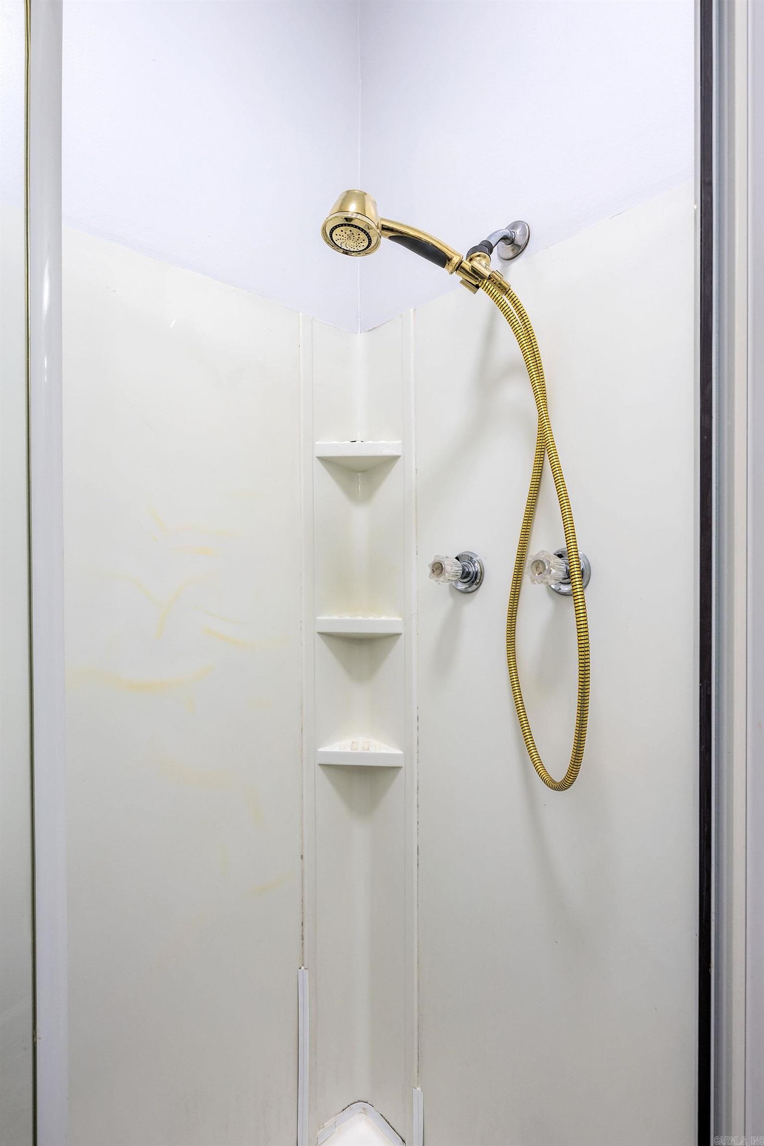 HOLLENBERG - Residential