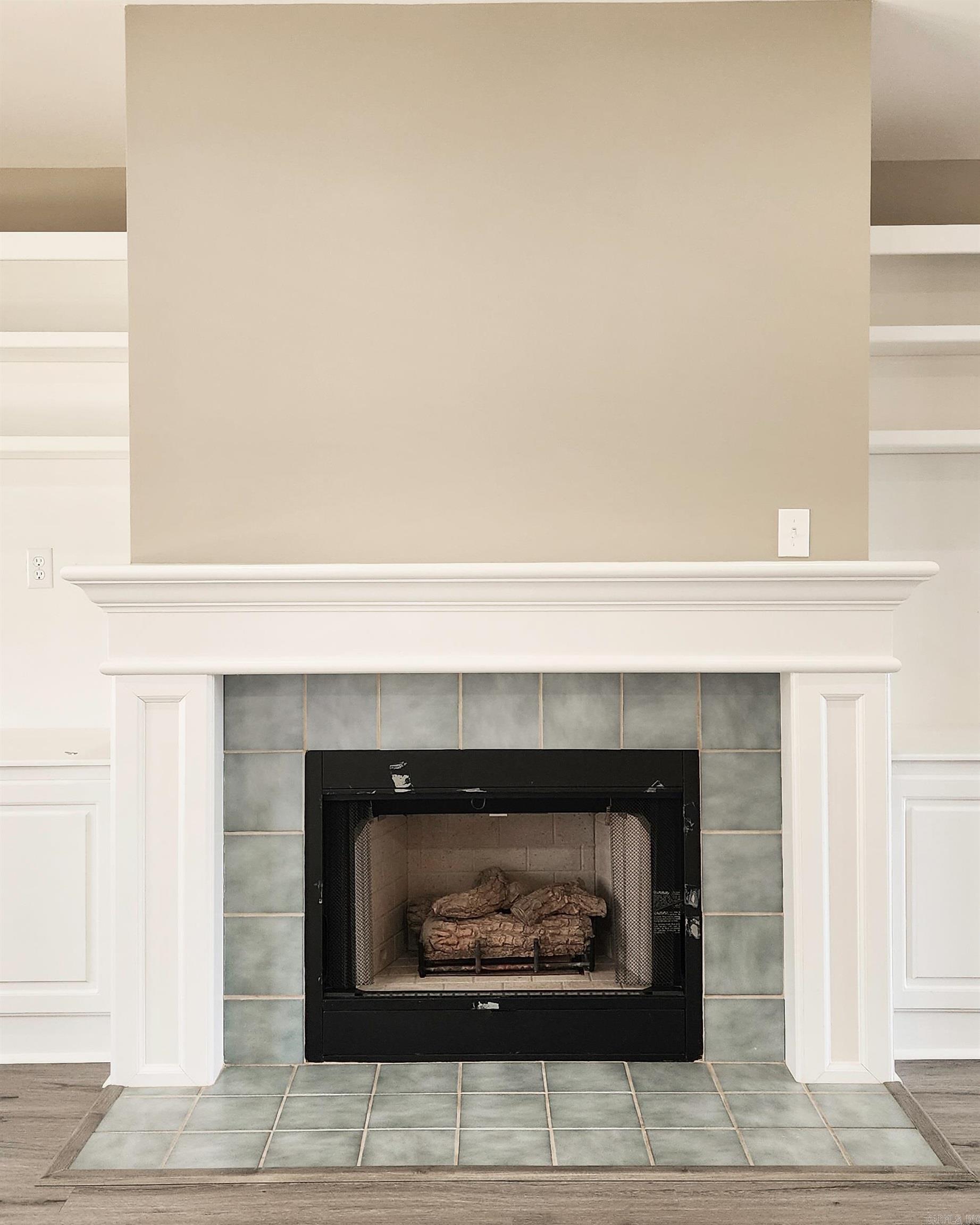 HIDDEN VALLEY - Residential