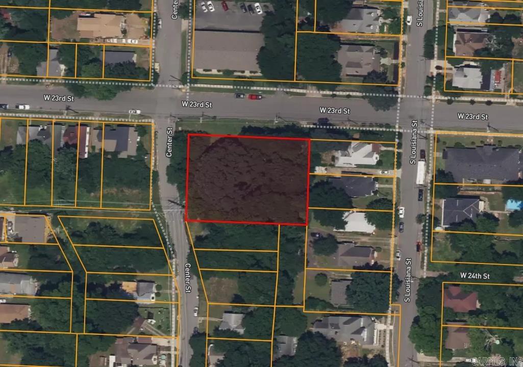Downtown corner lot for sale! Prime location for new construction. Located in the Historic Mansion District on the corner of W 23rd & Center Street. Currently zoned Residential. Close to all of the shops and restaurants in Soma and the River Market.
