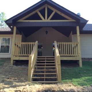 CRYSTAL LAKE - Residential