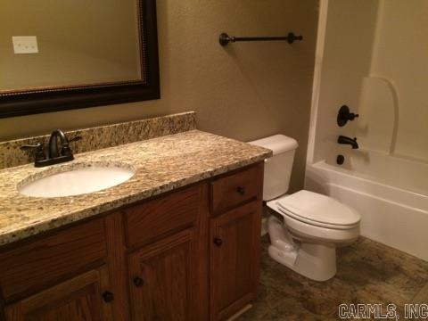 CRYSTAL LAKE - Residential