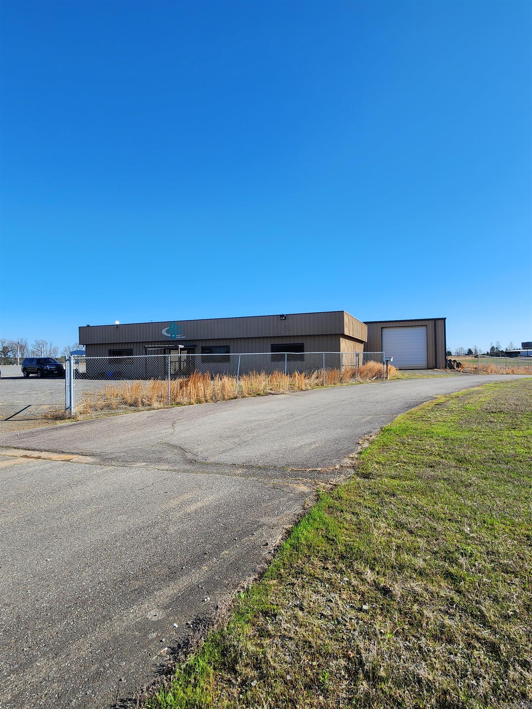 ATTN: LEASE TO OWN COMMERCIAL PROPERTY!!!<--- This prime location is tailor-made for an array of commercial ventures. From an RV/Boat dealership and maintenance center to a mobile home dealership or manufacturing facility, the canvas is yours to transform. With its strategic positioning and expansive acreage, this property promises limitless possibilities for entrepreneurial visionaries. Don't miss the chance to stake your claim in Faulkner County's thriving commercial landscape. Seize the opportunity at 3 Ozark Drive and turn your dreams of enterprise into reality. Schedule your viewing today and unlock the potential of this extraordinary property. The main building is approximately 5,000 square feet The shop is approximately 3,040 square feet The other building is approximately 1,000 square feet. SELLER WILL CONSIDER A LEASE TO OWN OPTION!!!