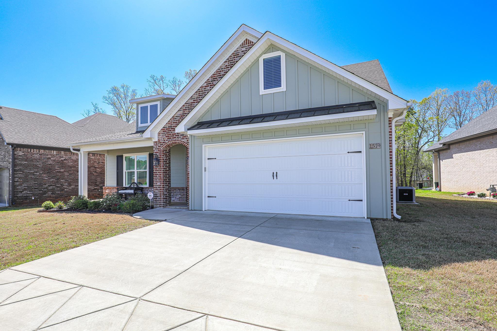 THE WOODLANDS - Residential