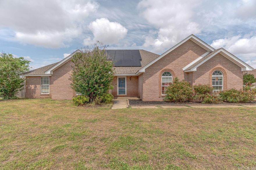 Welcome to Market: 601 Primrose Ln of Trumann, to Poinsett County, of the Trumann Public School District. If you’re looking for a solar panel array, a gorgeous, move in ready property, and an opportunity to make a fresh start, then you’ve found your new home. Now with new paint throughout. There’s plenty here from the two-car garage and spacious corner lot to the classic red brick exterior. The front door opens onto a great room showcasing a coffered ceiling. The galley kitchen boasts gray cabinetry, a small island, a door to the garage, and a door to the back yard. The primary bedroom offers an en-suite bathroom with a double vanity, walk-in shower, and a jetted tub. Check out the three remaining bedrooms and the dedicated laundry room before heading out to the back yard and taking some time to enjoy that privacy-fenced space. This property sits in the middle of Trumann, close to everything. The high school is only 1.7 miles away, 1 mile from Walmart, and 1 mile from I-555 which leads to Jonesboro, Memphis, or anywhere else you might want to go. If you’re looking for lots of space and thoughtful design choices, you’ve found it. Call today to schedule your private viewing.