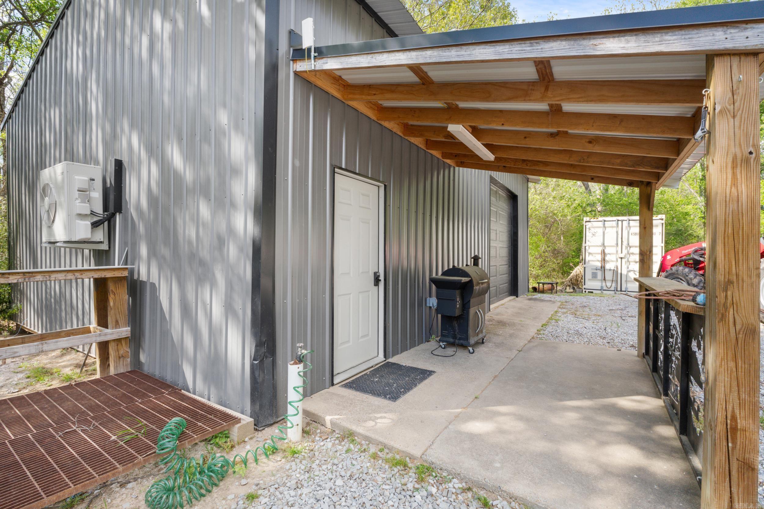 Metes & Bounds - Residential