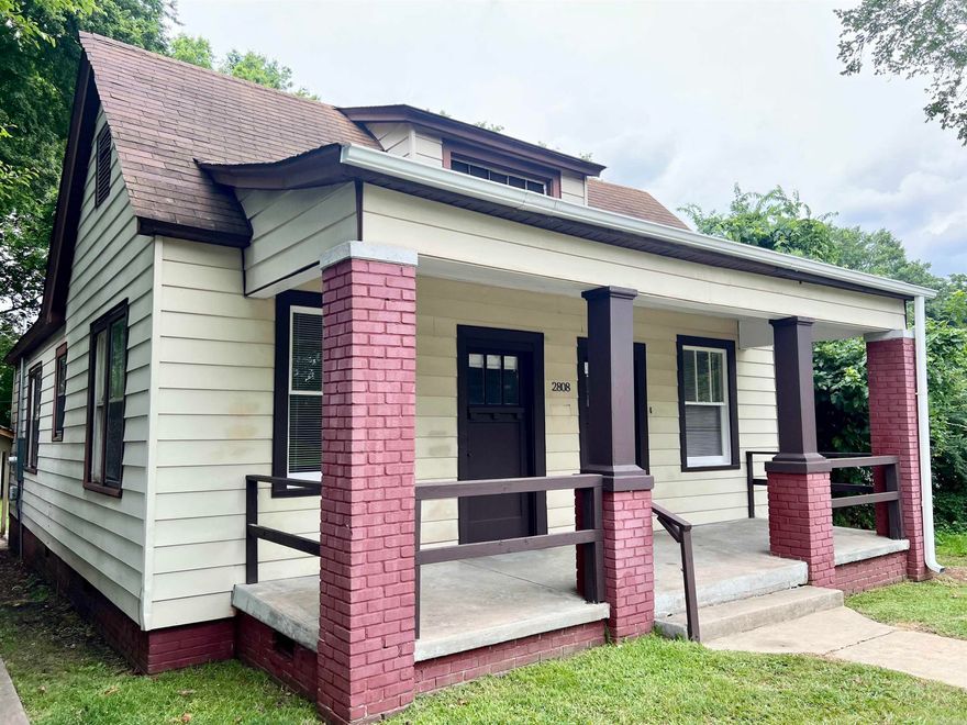 Updated craftsman style home close to downtown! Walking distance to Mann Middle School.  Located 1 mile from Pettaway Square and 1.5 miles to SOMA.  NEW HVAC system and beautifully remodeled kitchen and bathroom.  Separate dining and living room, covered front porch and off street parking.  Additional features include laundry room, outdoor storage shed, updated plumbing and new electrical service.  This home would make a great starter home or the perfect rent ready investment property.  Call today for an in-person showing!