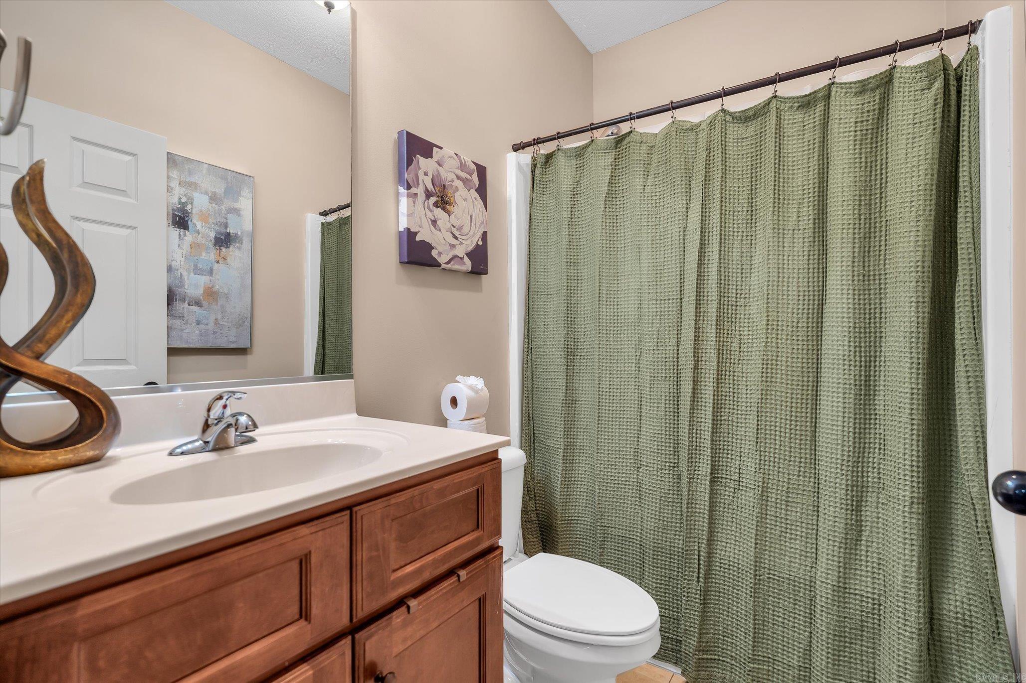 BARNES - Residential