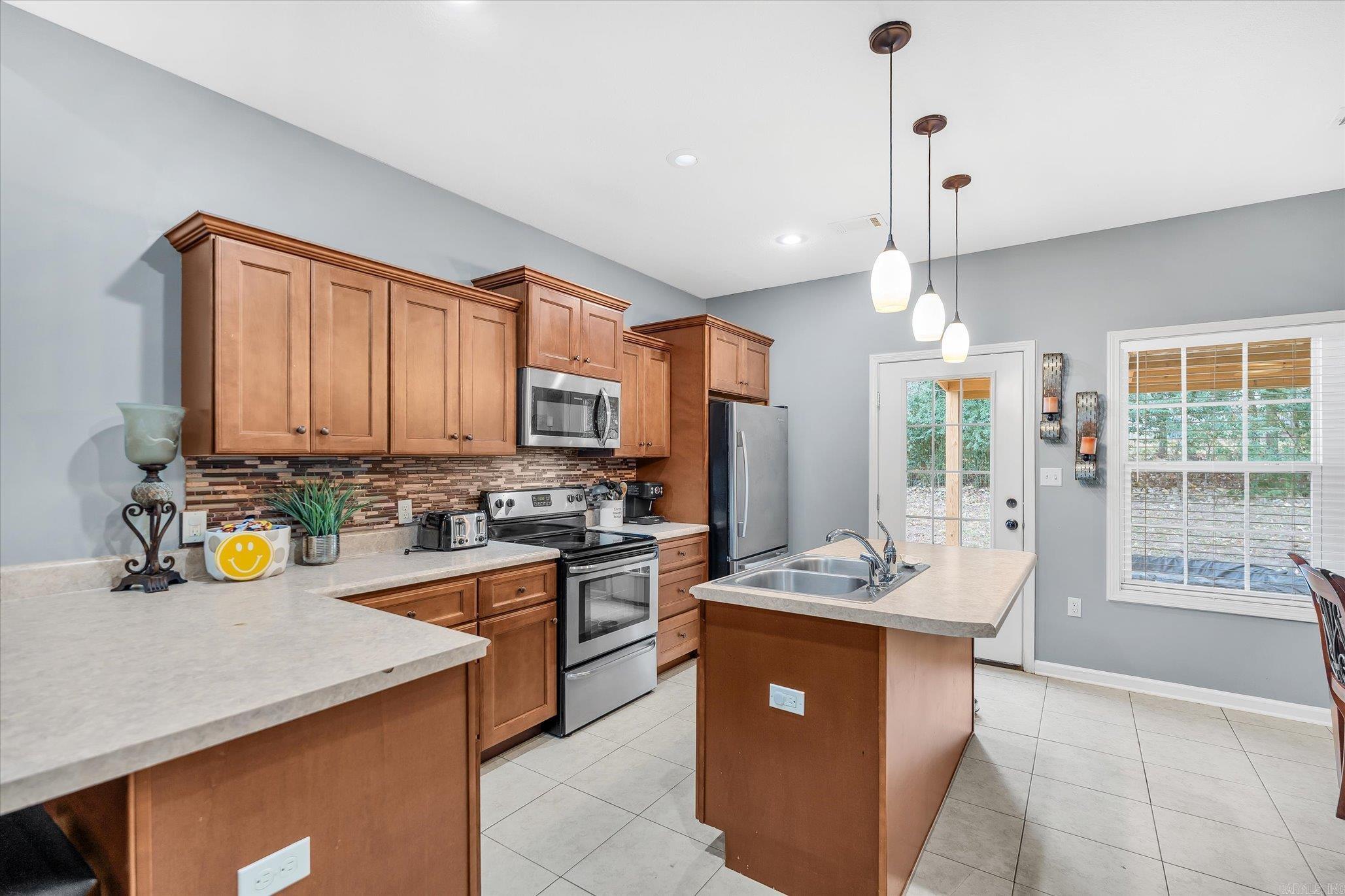 BARNES - Residential