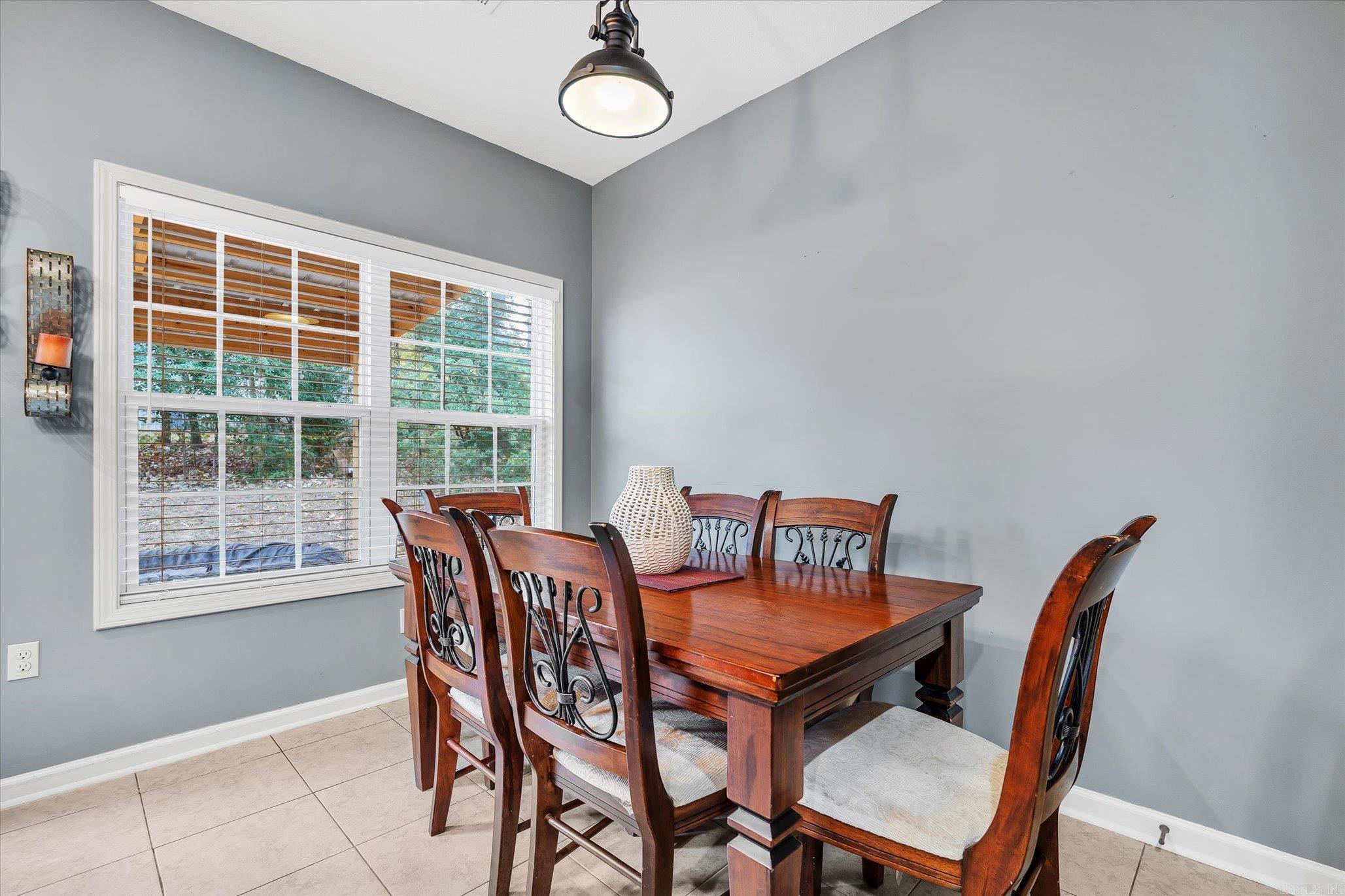 BARNES - Residential