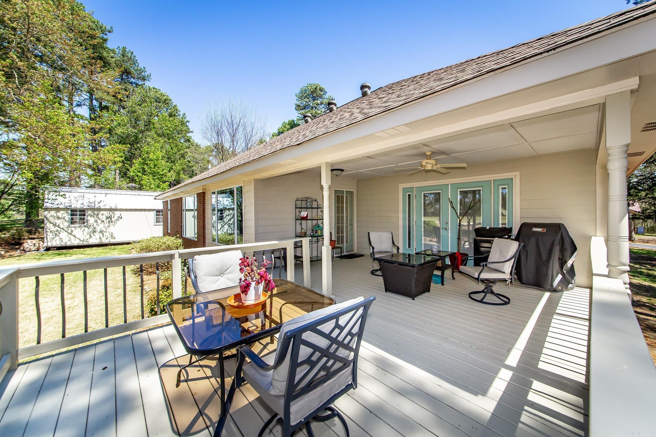 INDIAN HILLS - Residential