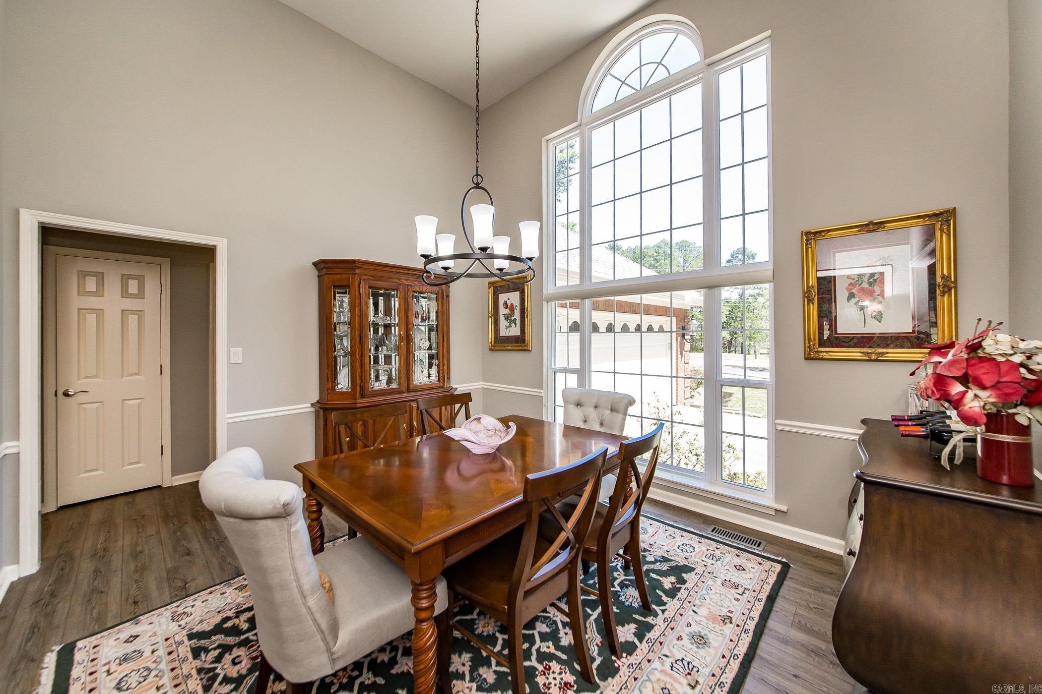 INDIAN HILLS - Residential