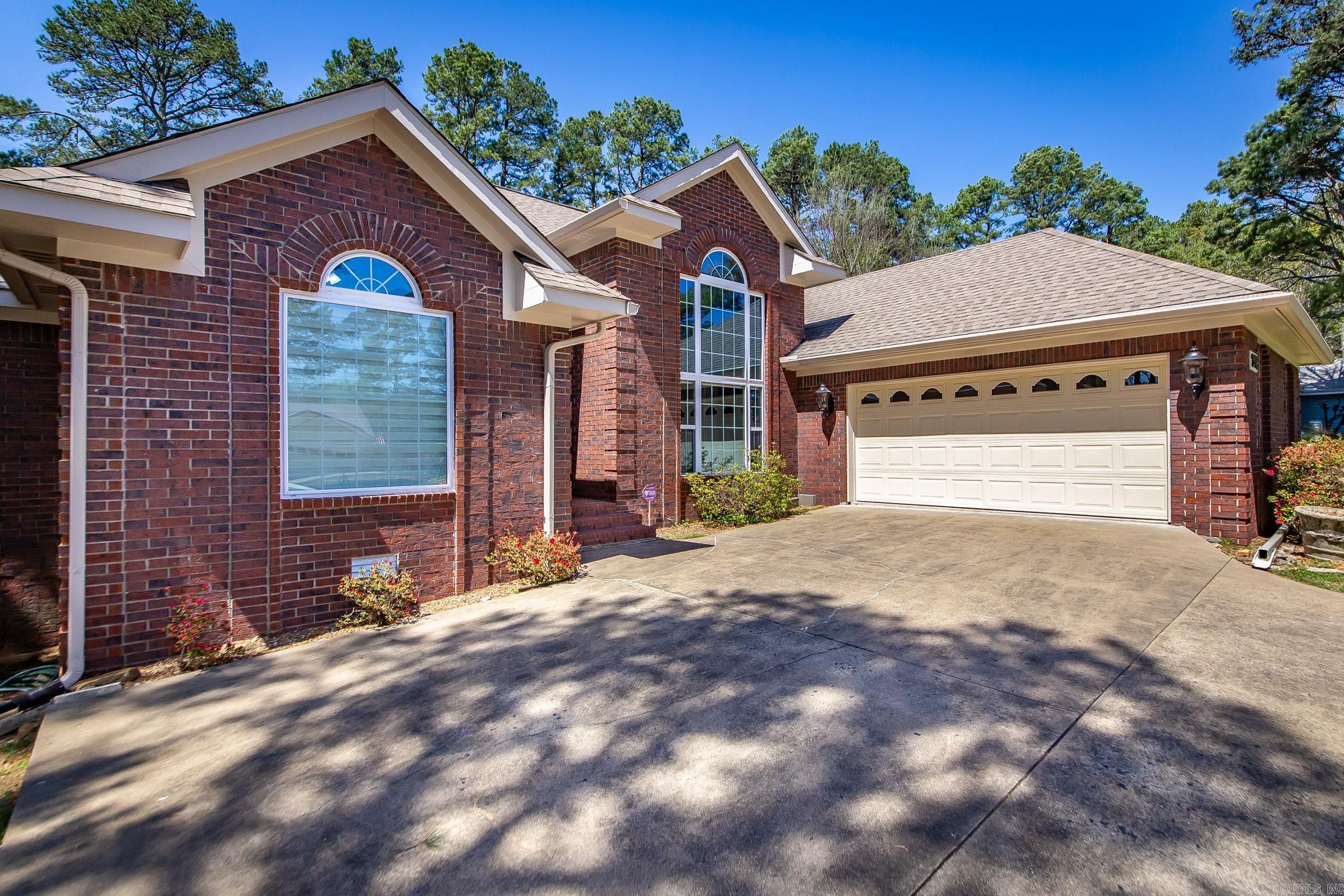 INDIAN HILLS - Residential