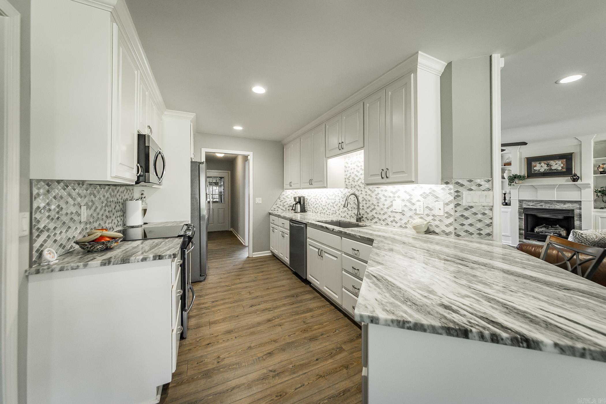 INDIAN HILLS - Residential