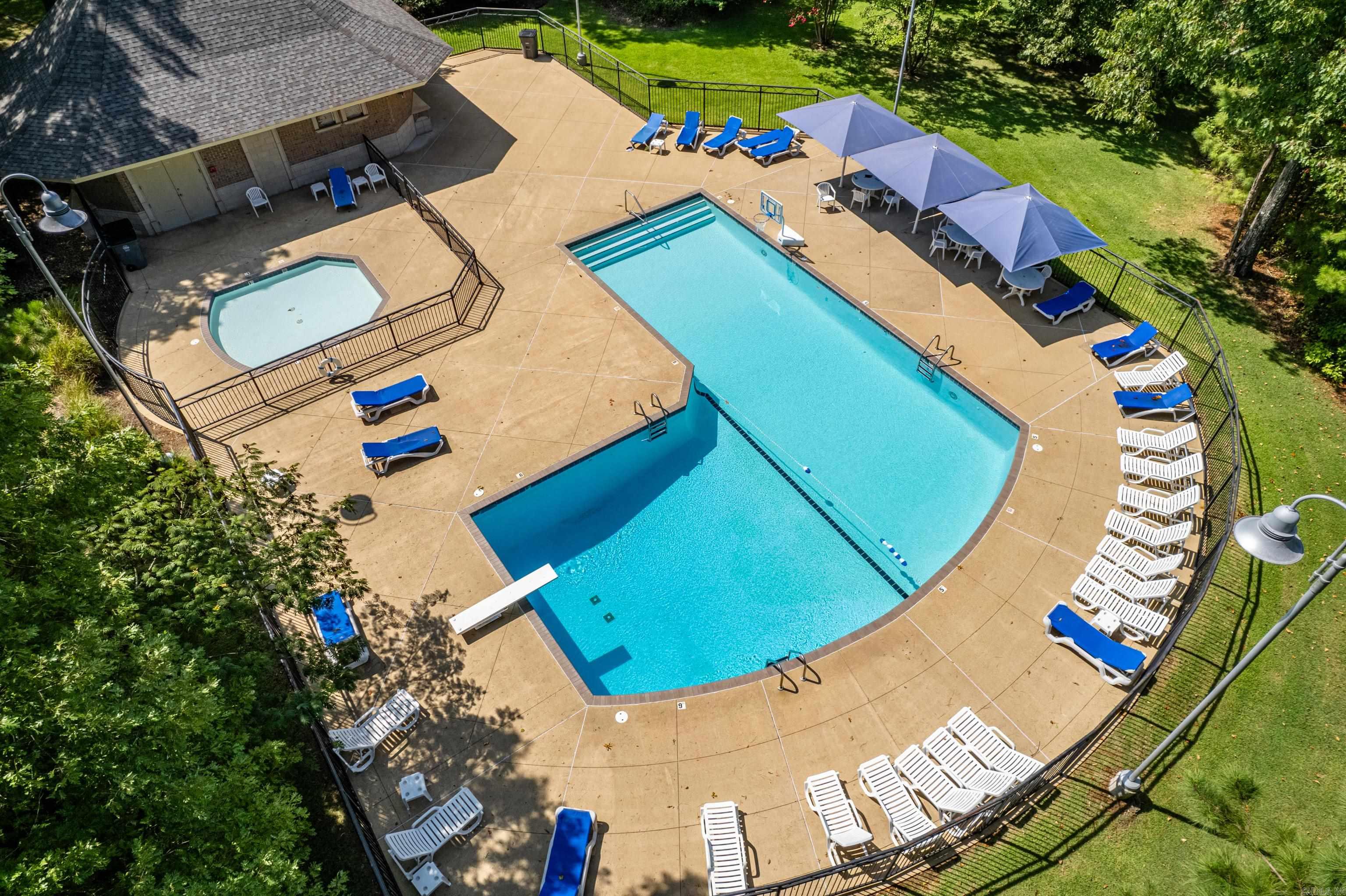 Red Oak Ridge - Residential