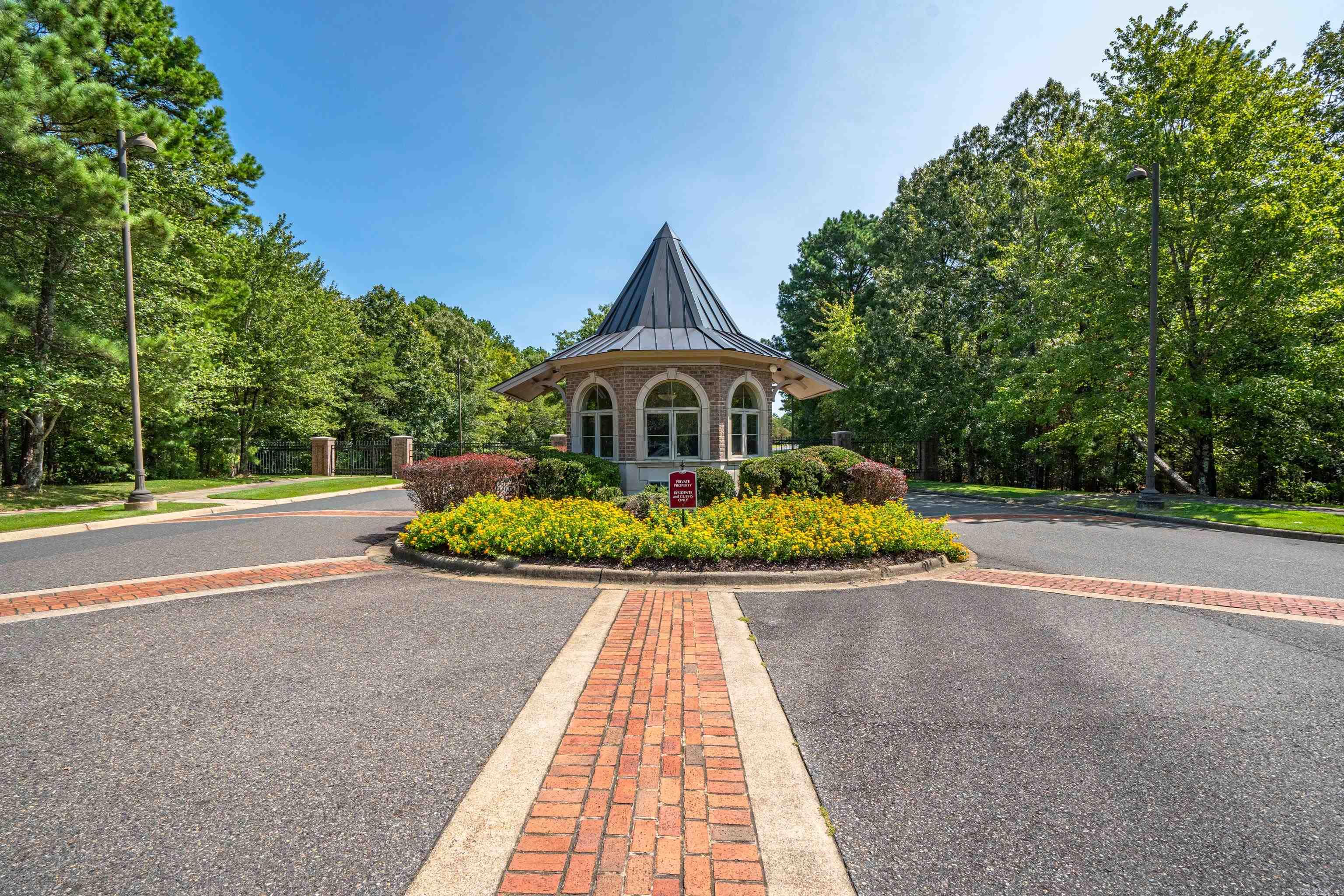 Red Oak Ridge - Residential