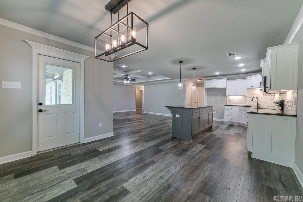 HERITAGE MEADOWS - Residential