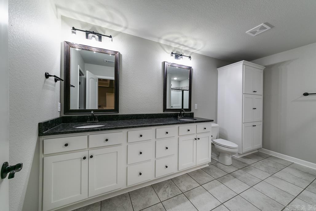 HERITAGE MEADOWS - Residential