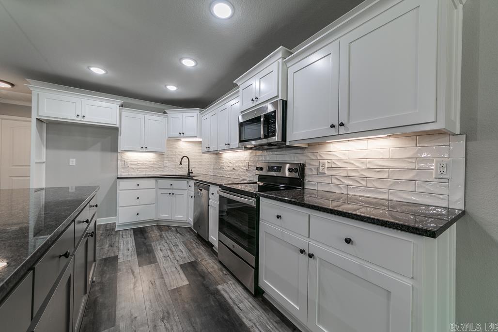 HERITAGE MEADOWS - Residential