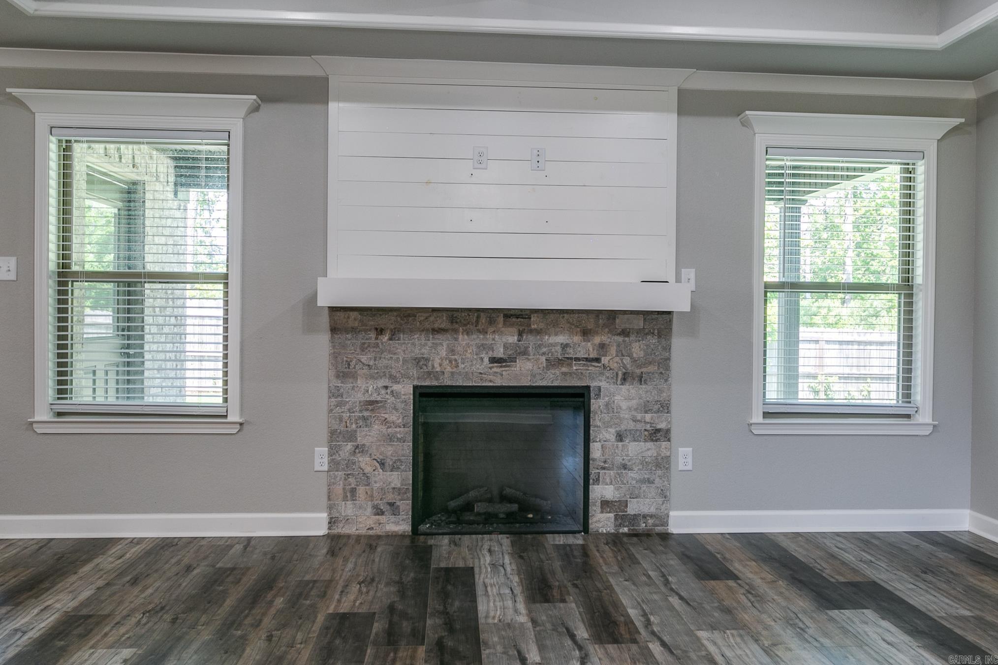 HERITAGE MEADOWS - Residential