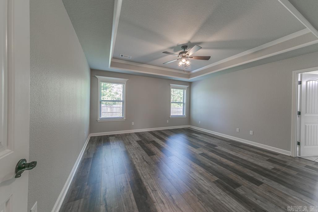 HERITAGE MEADOWS - Residential