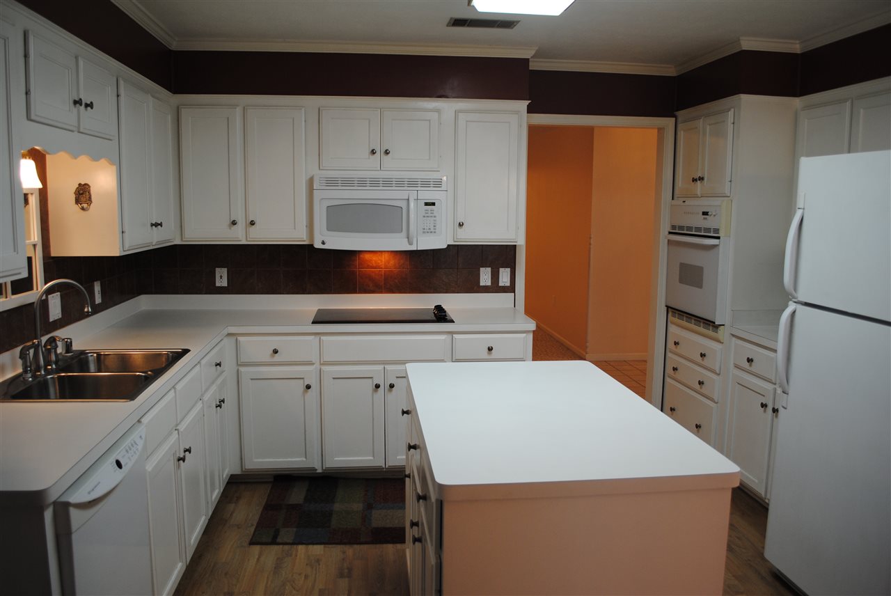 PLEASANT VALLEY - Residential