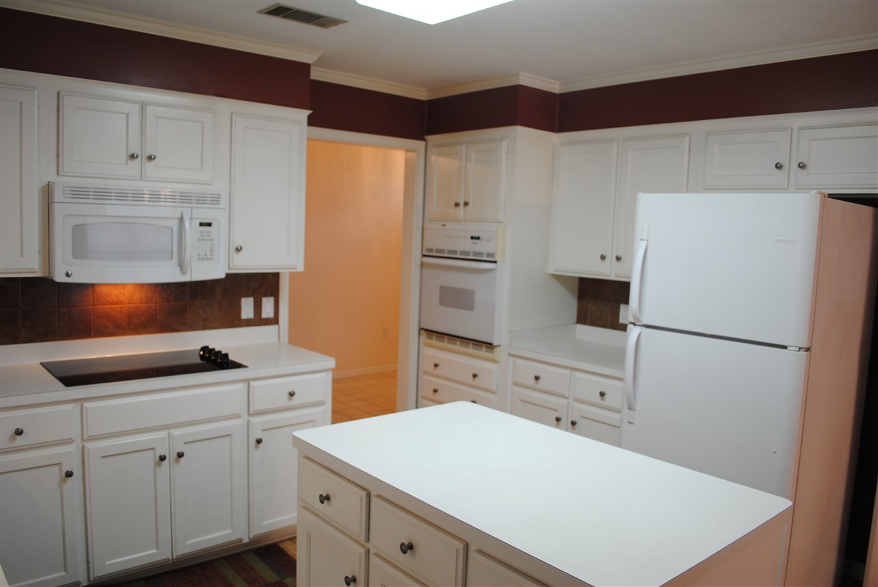 PLEASANT VALLEY - Residential