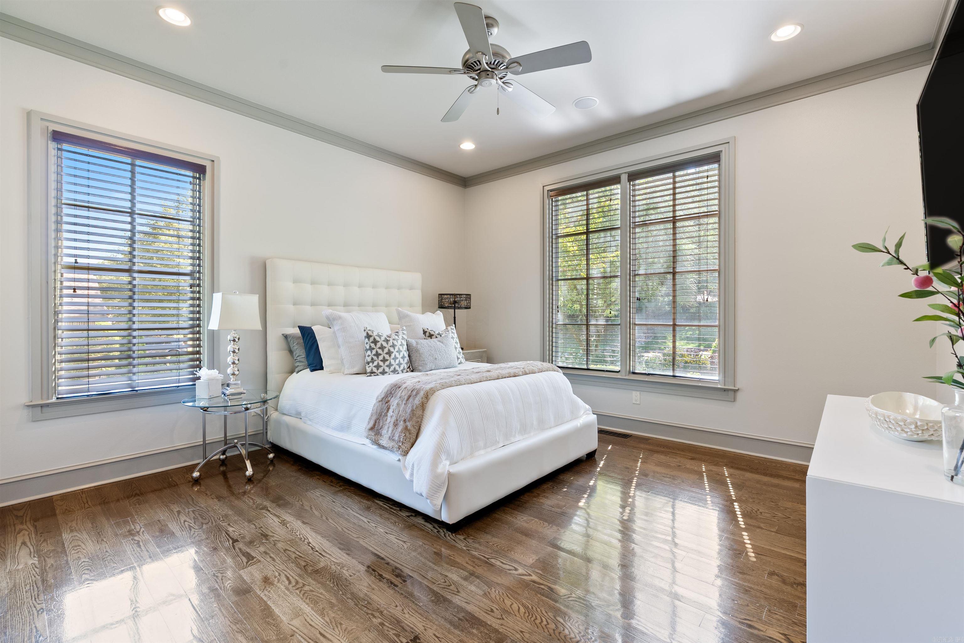 WOODLANDS EDGE - Residential