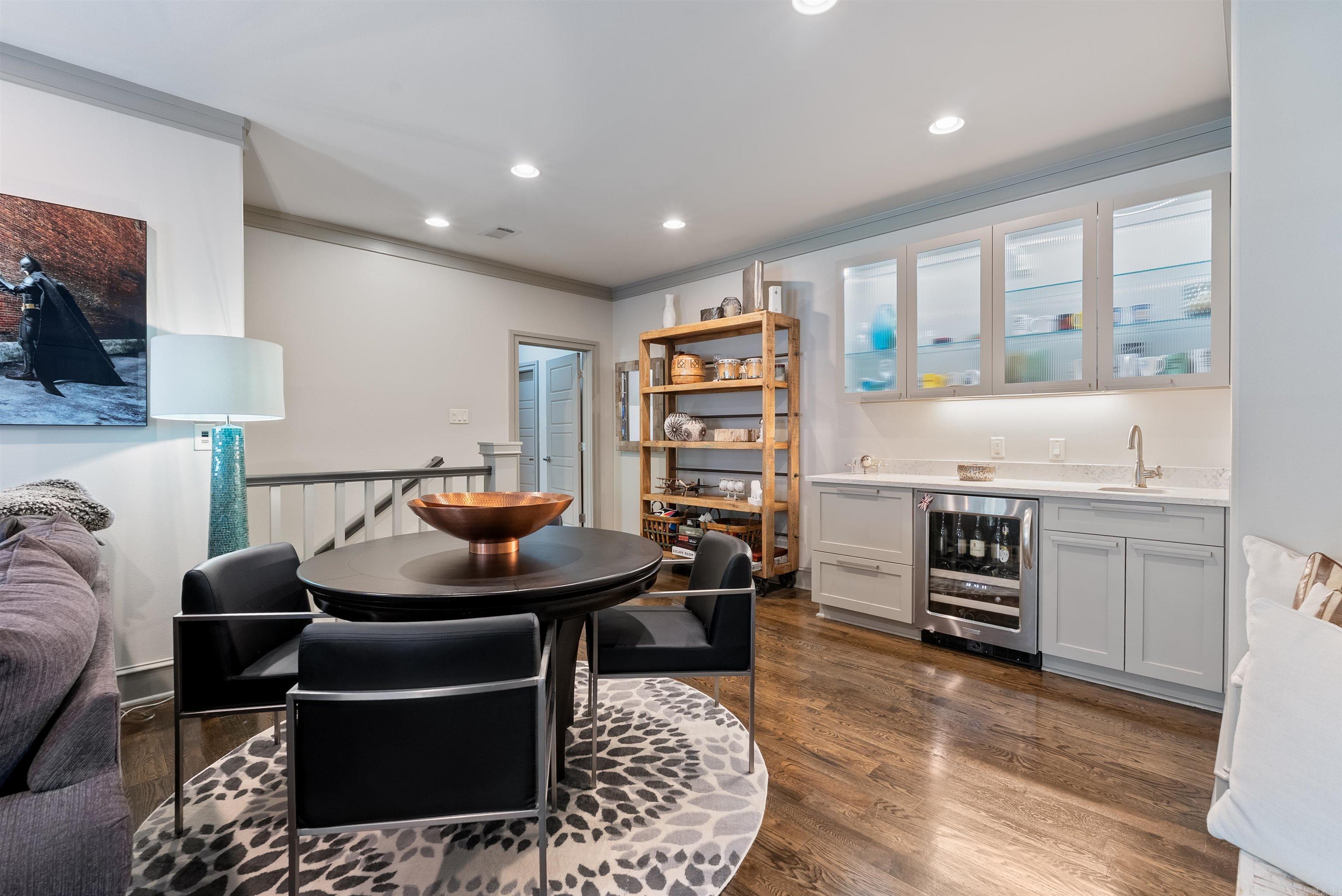 WOODLANDS EDGE - Residential