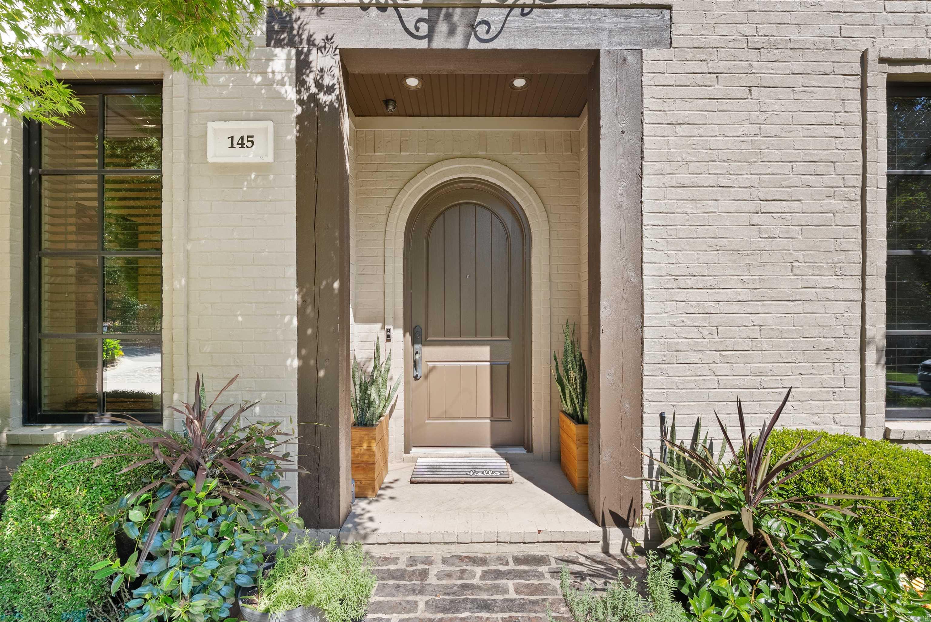 WOODLANDS EDGE - Residential