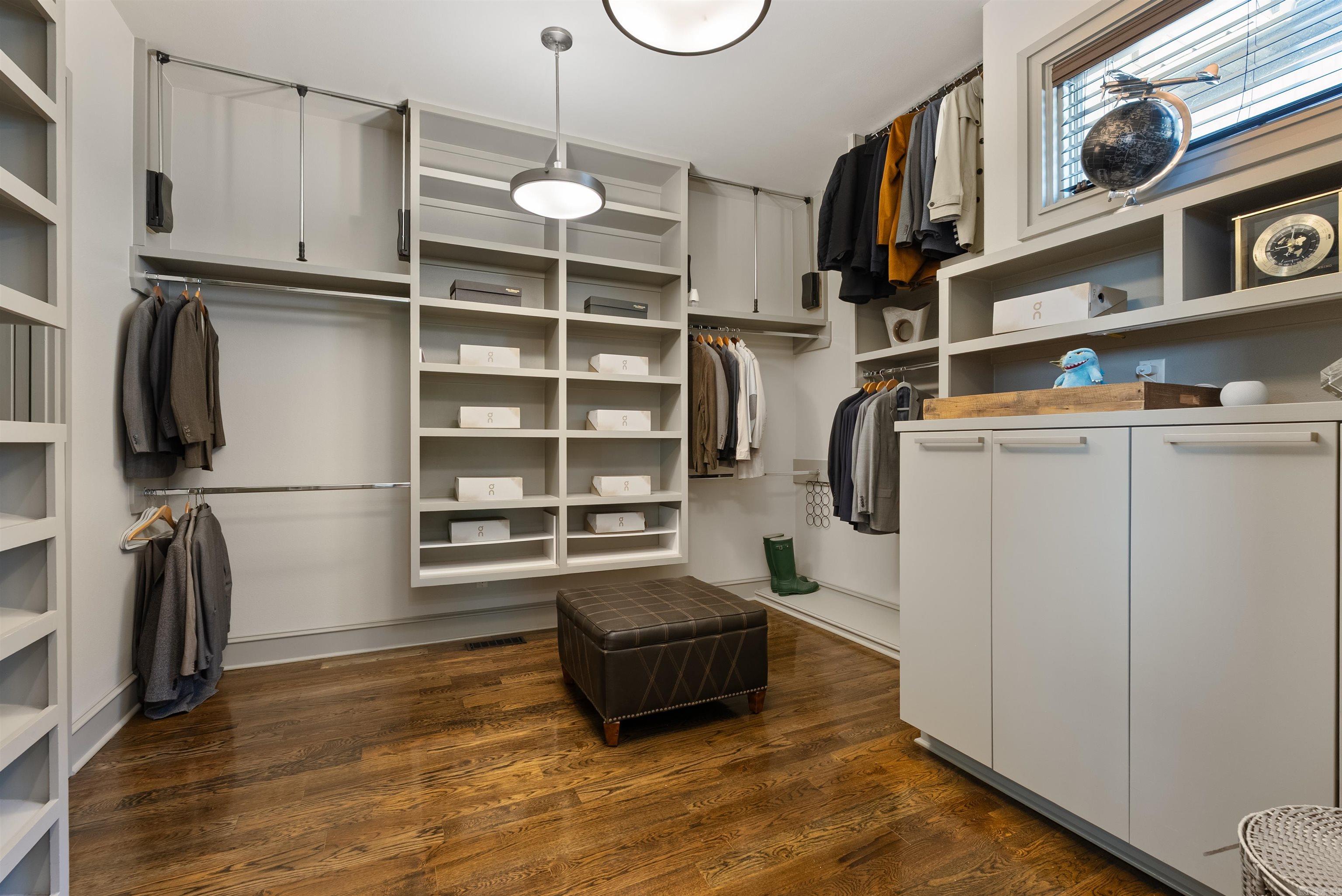 WOODLANDS EDGE - Residential