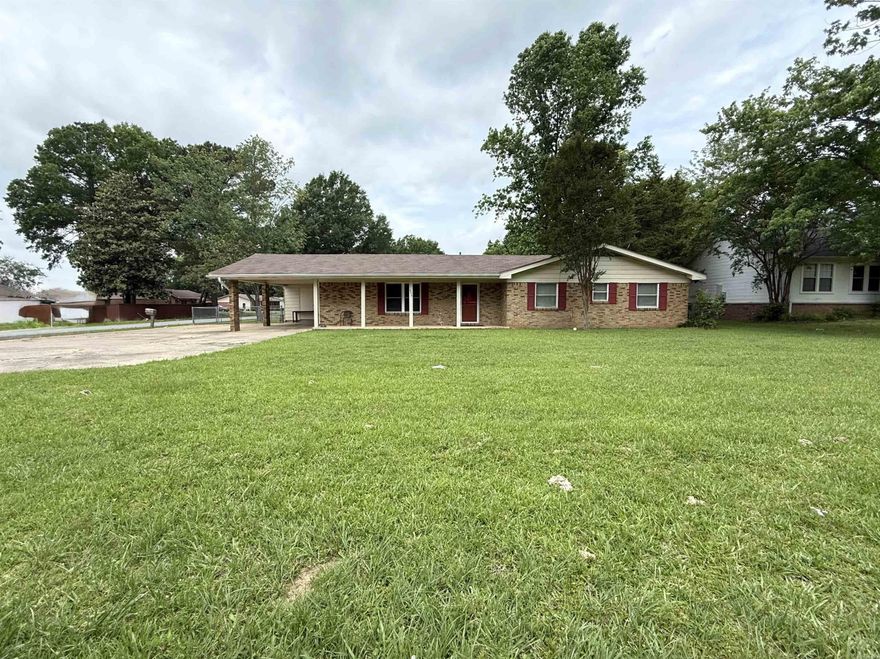 Located on one of Cabot’s busiest commercial corridors, 608 S Pine Street offers exceptional visibility with approximately 17,000 vehicles passing daily. Situated on approximately .45 acres, this high-visibility corner property is zoned C-2 General Commercial, allowing for office, retail, medical, salon, professional service, & business uses.  The flexible 1,782 SF layout features multiple private office spaces, reception potential, & a functional 3 bed / 2 bath configuration ideal for office conversion, owner-user occupancy, or investment potential. Existing layout & infrastructure offer a move-in ready setup with minimal buildout needs.  Positioned along South Pine Street with outstanding roadside exposure & signage potential, the property benefits from convenient access to Hwy 67/167 & surrounding commercial growth. Located near established businesses, restaurants, & residential expansion, this property is ideal for entrepreneurs, investors, medical/professional users, contractors, boutique office concepts, or small business owners looking to stop leasing & own their commercial space.  Potential SBA financing may be available for qualified buyers.
