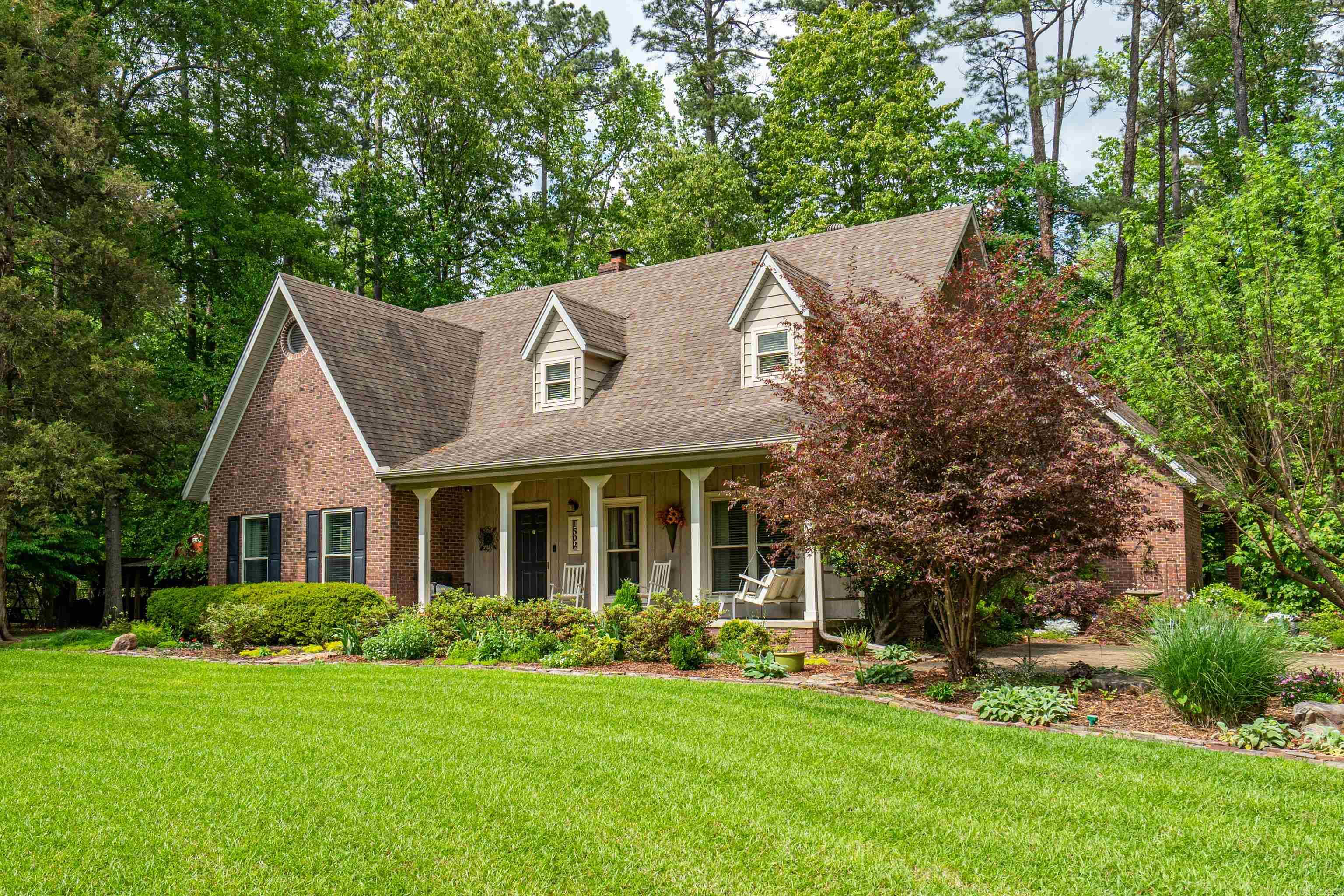 WOODRIDGE ESTATES ADDN - Residential