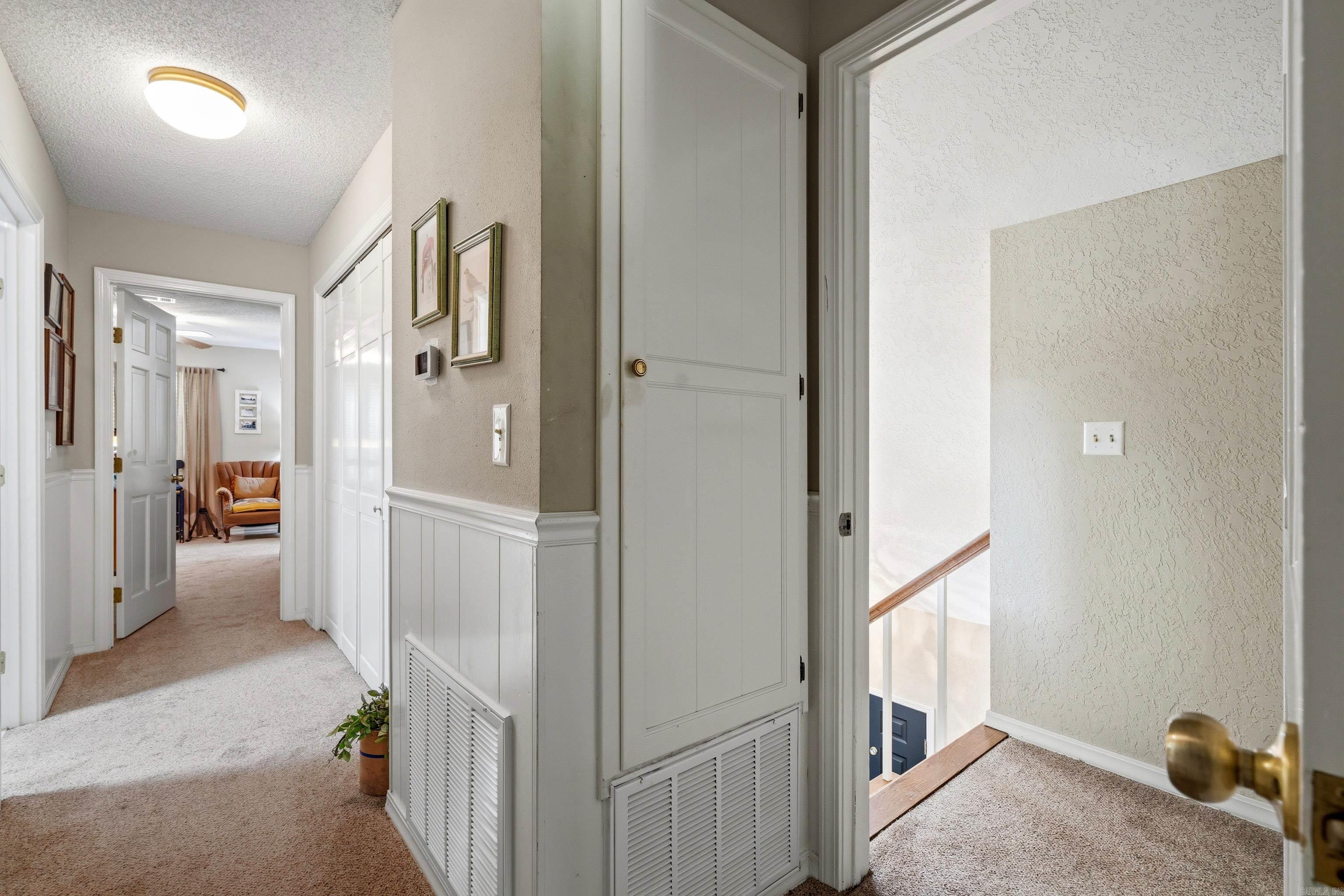 WOODRIDGE ESTATES ADDN - Residential