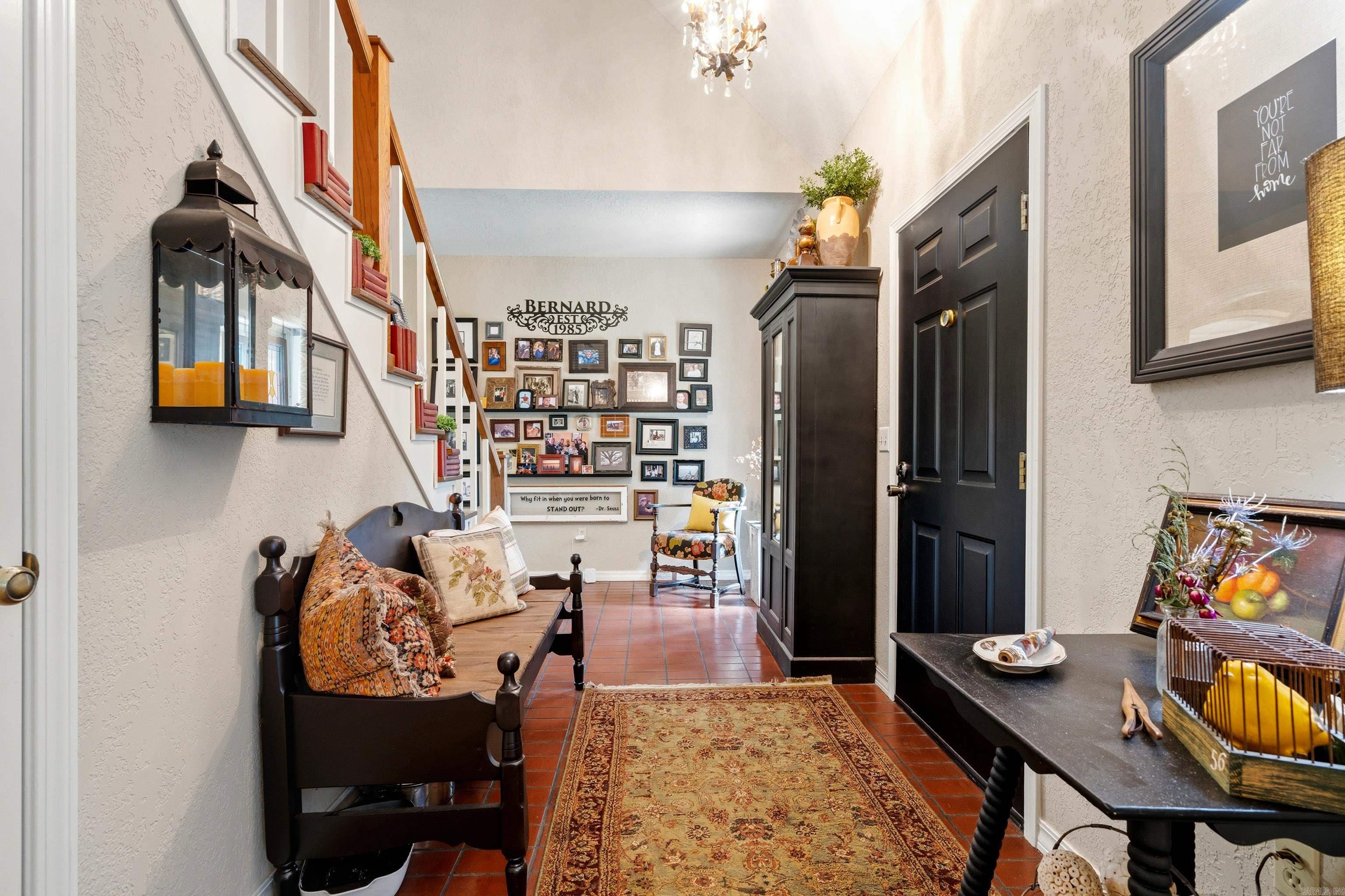 WOODRIDGE ESTATES ADDN - Residential