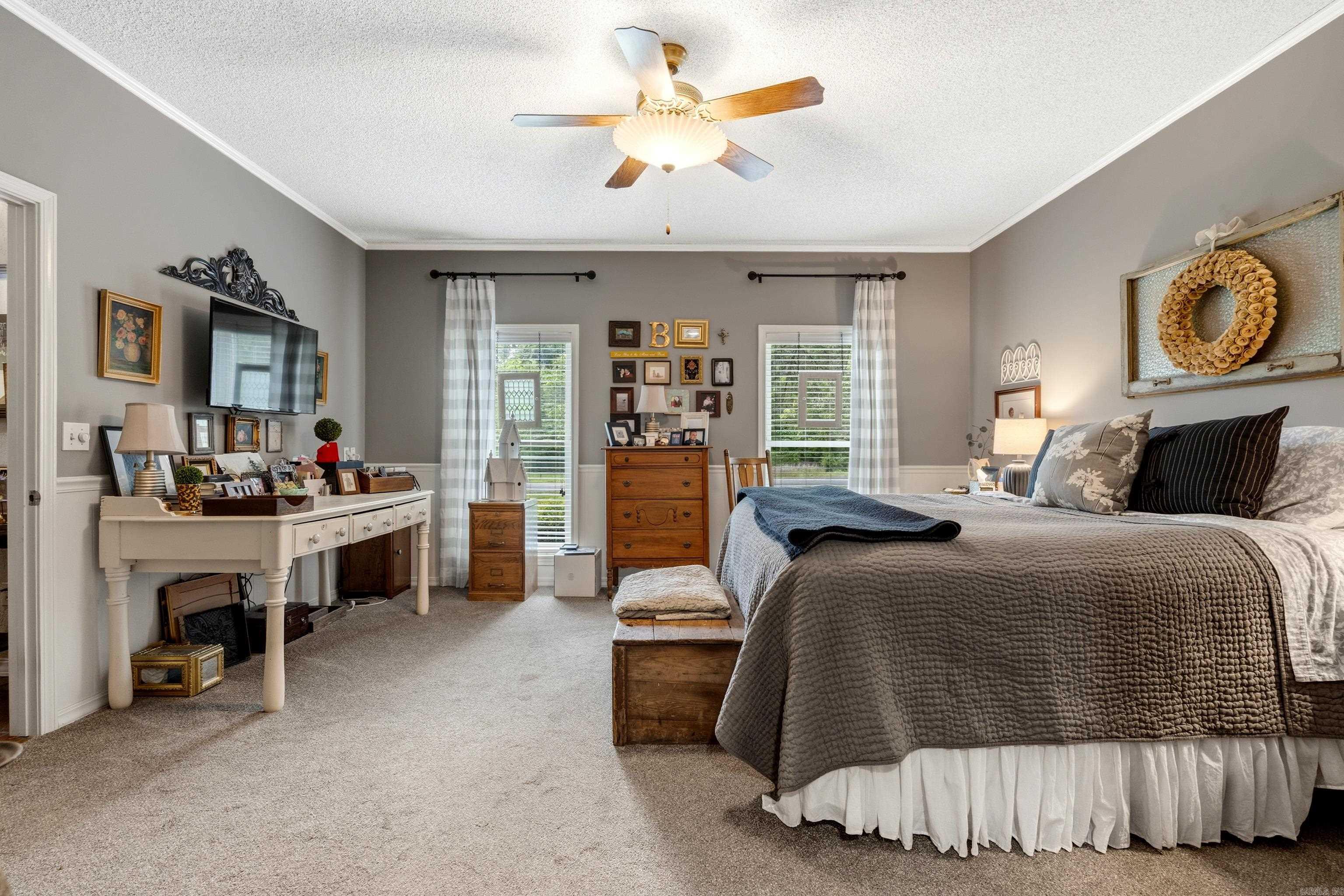 WOODRIDGE ESTATES ADDN - Residential