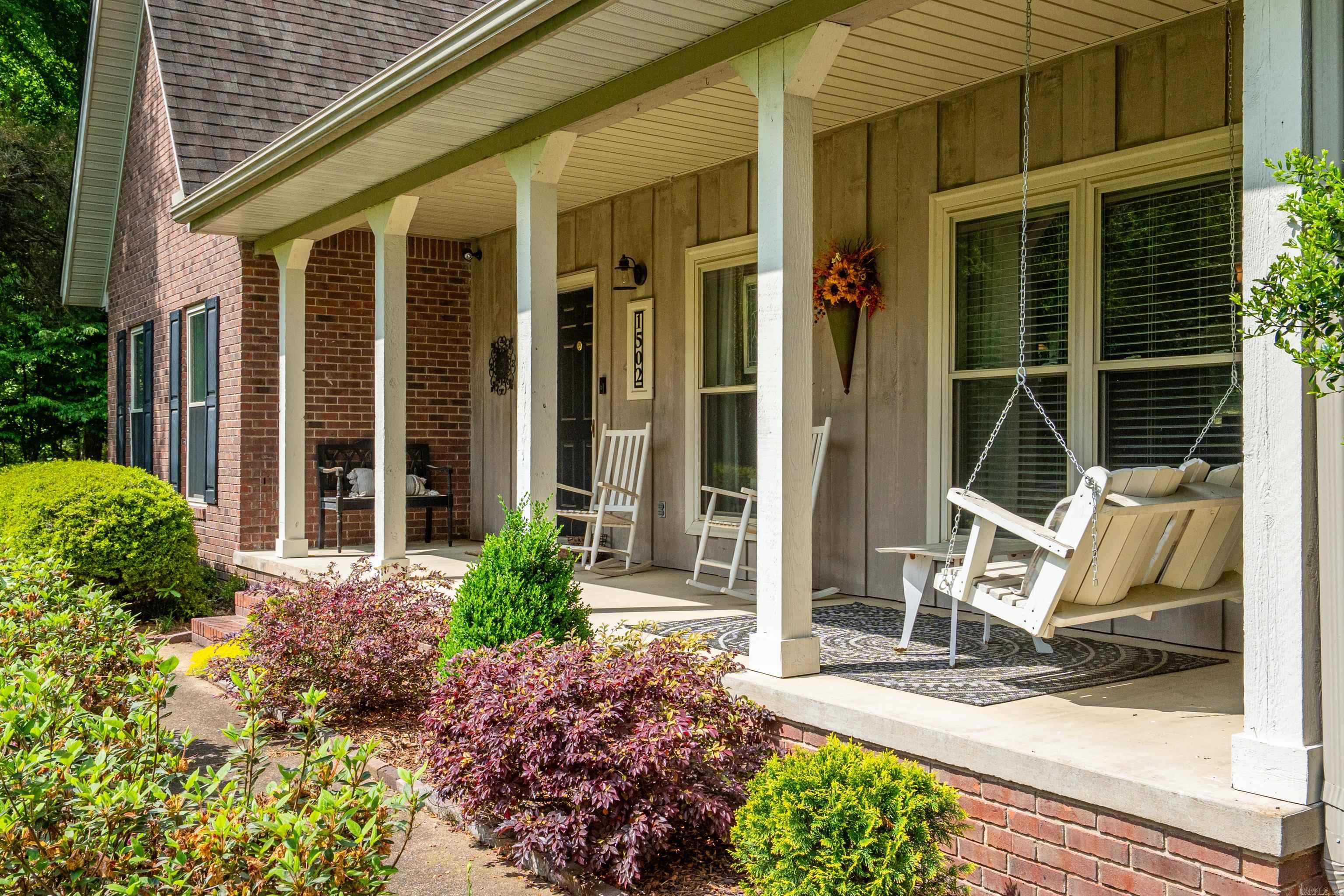 WOODRIDGE ESTATES ADDN - Residential