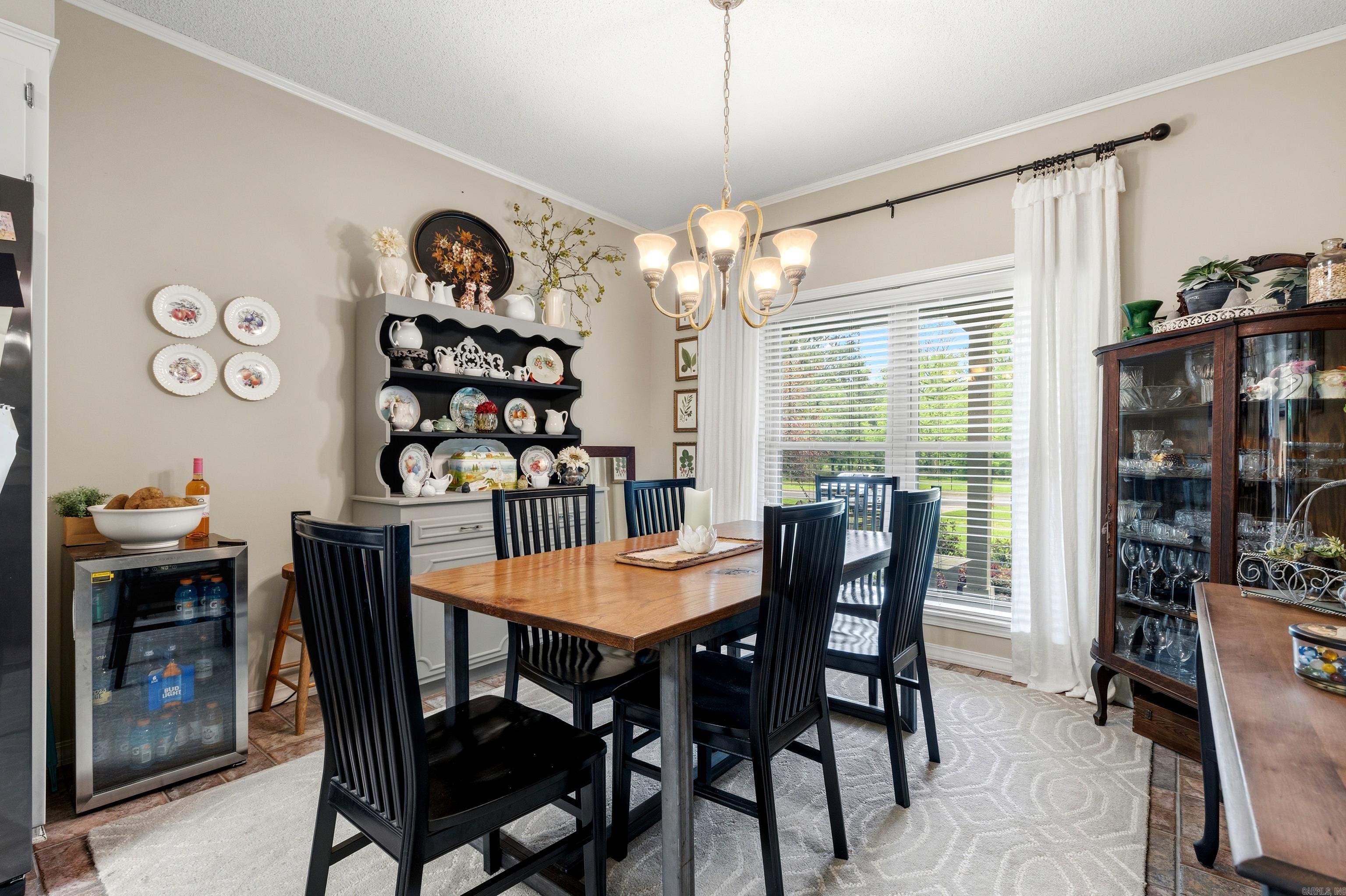 WOODRIDGE ESTATES ADDN - Residential