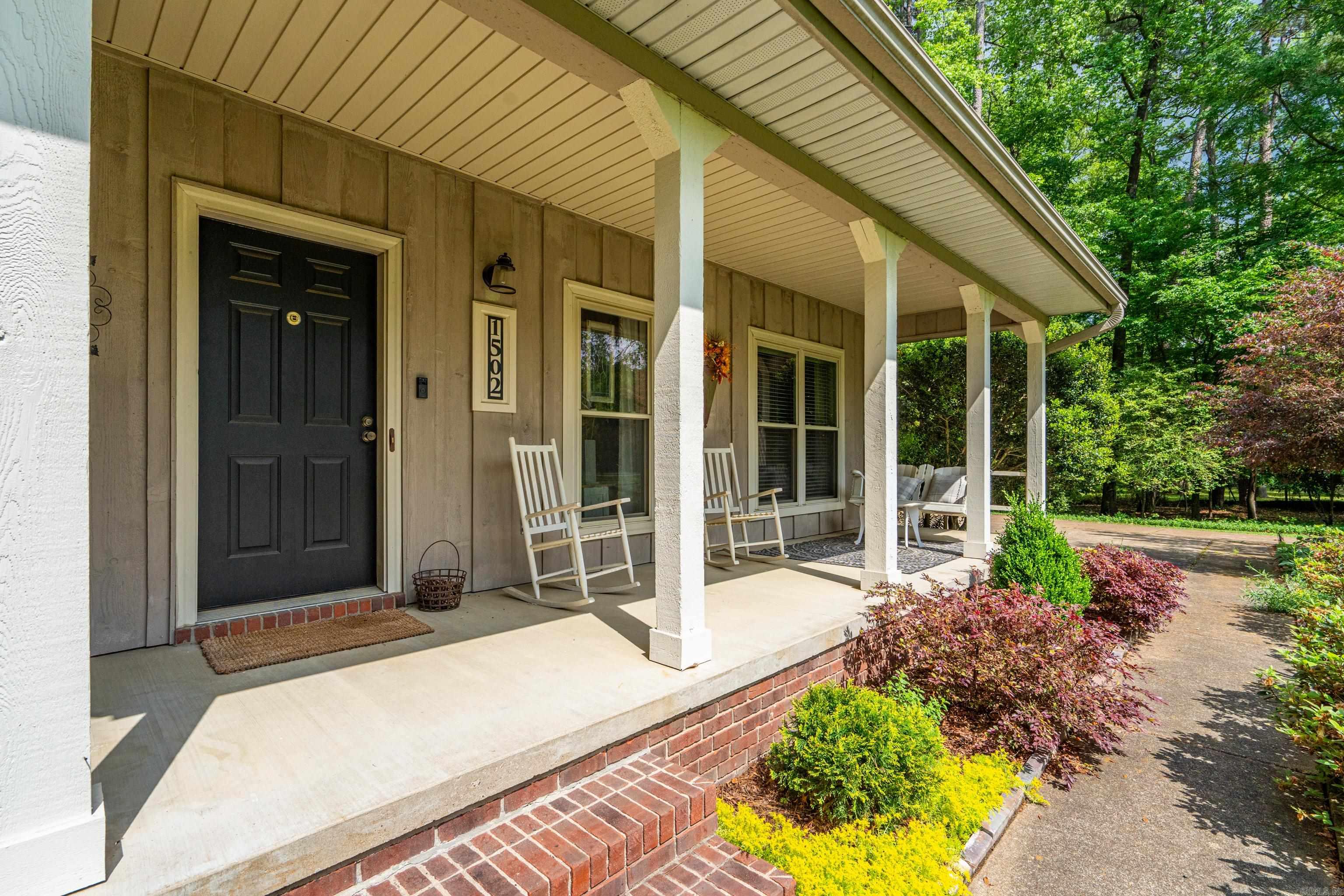 WOODRIDGE ESTATES ADDN - Residential