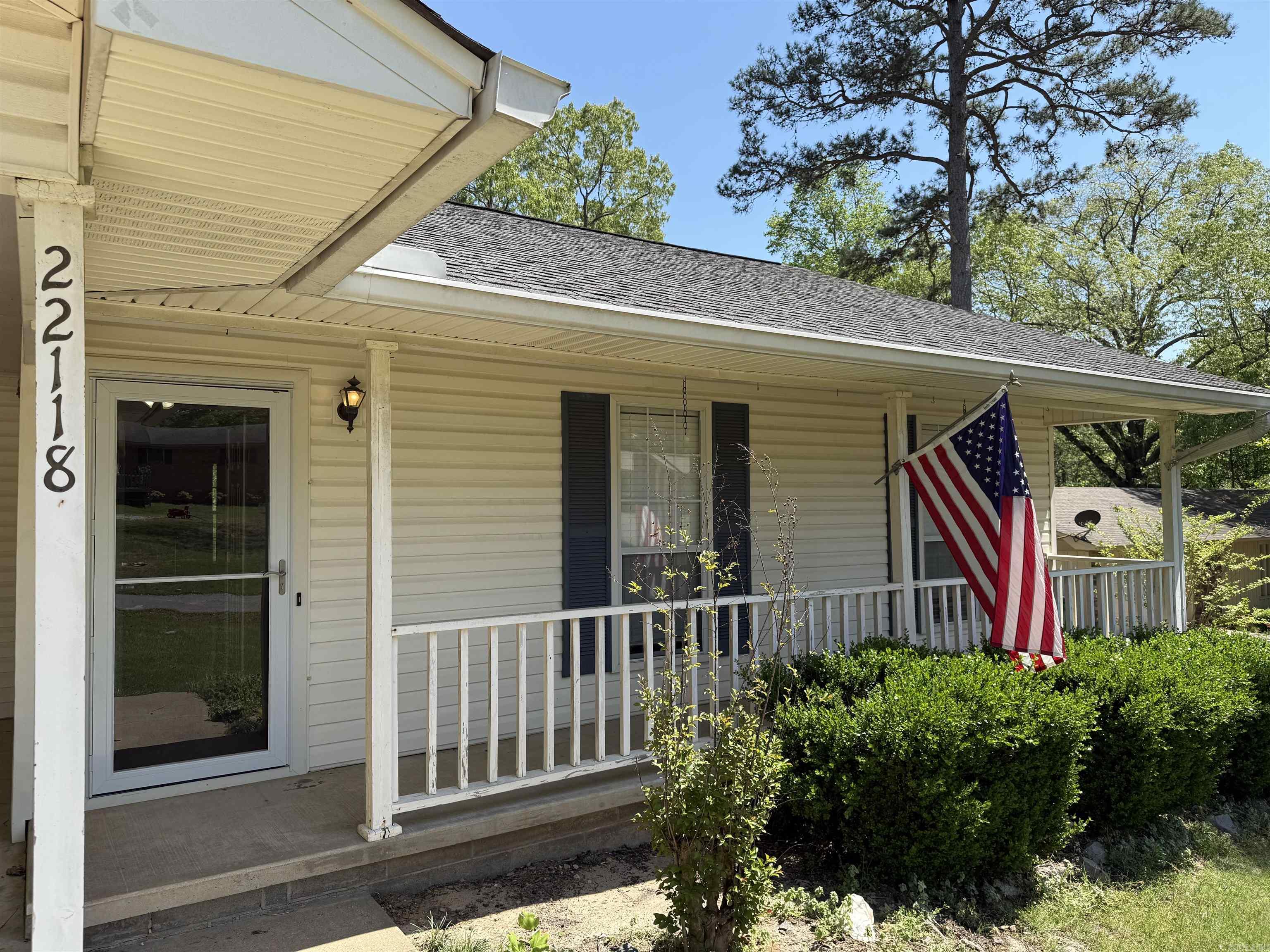 EAST END - Residential