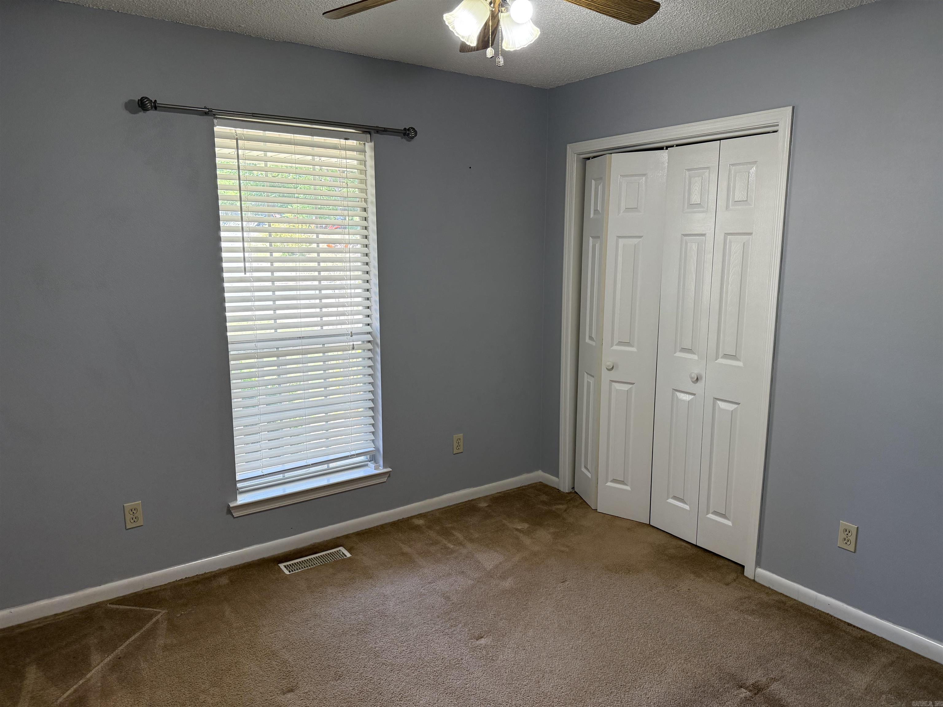 EAST END - Residential