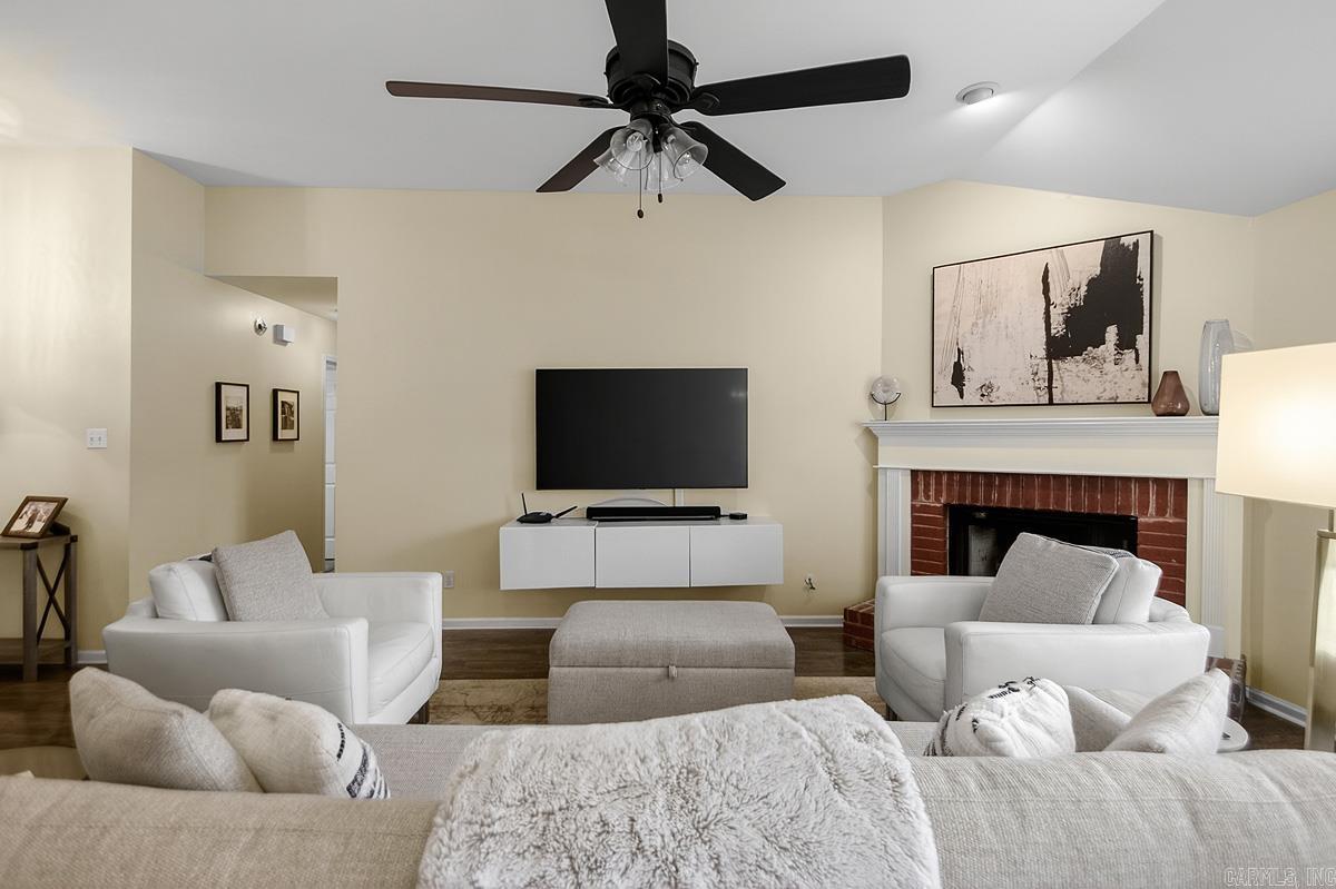 CHERRY CREEK ADDN - Residential