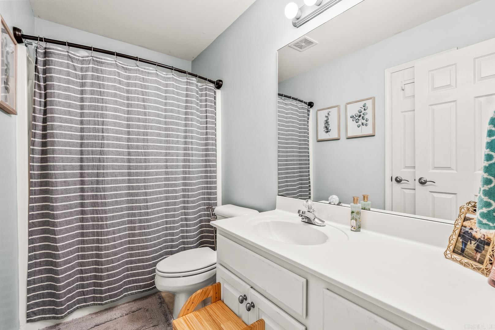 CHERRY CREEK ADDN - Residential