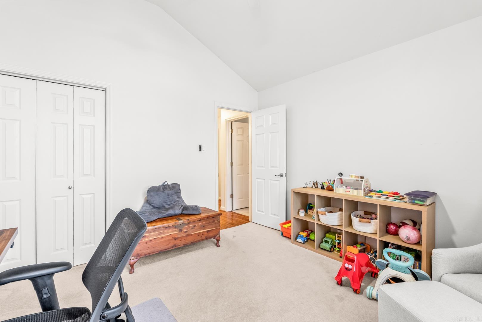 CHERRY CREEK ADDN - Residential