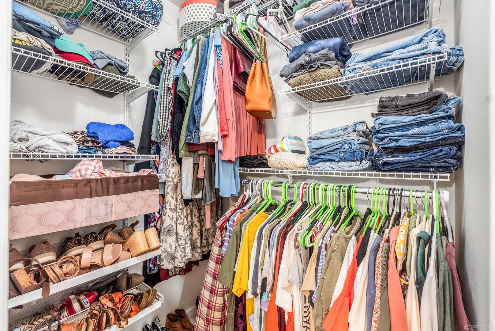 CHERRY CREEK ADDN - Residential