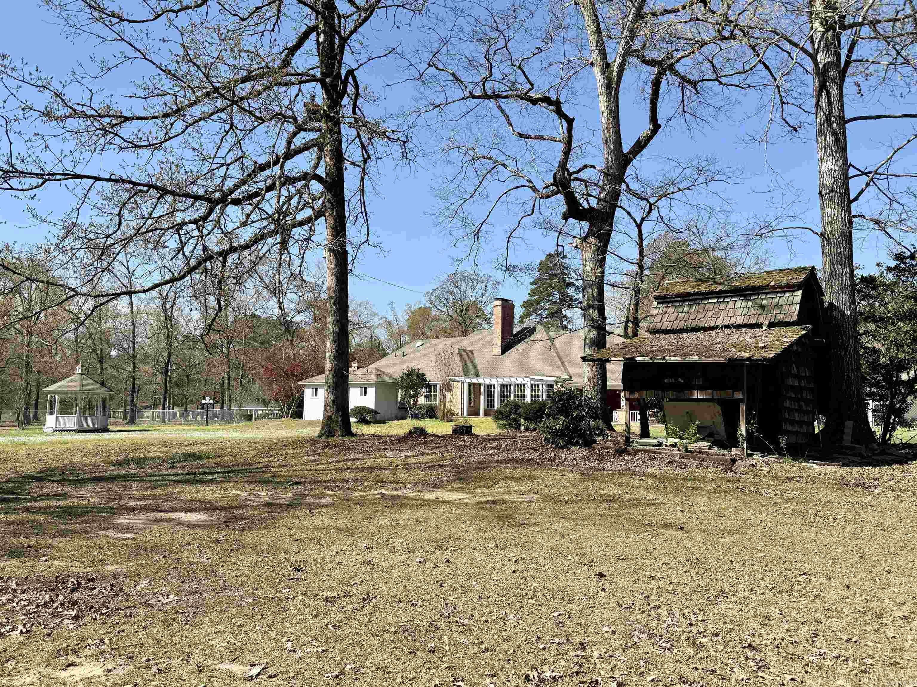 GREEN ACRES - Residential