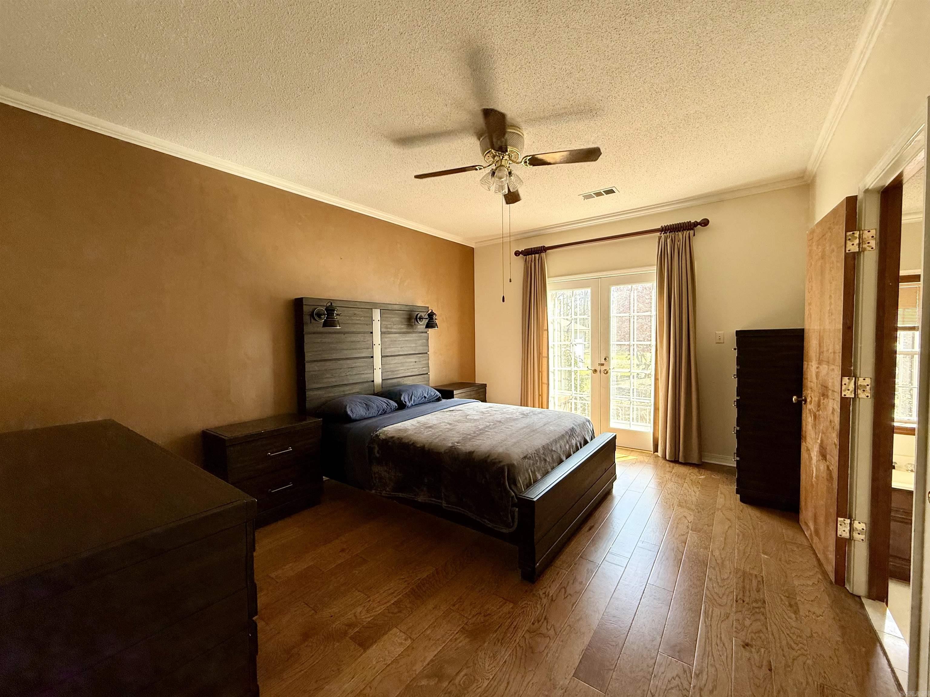 GREEN ACRES - Residential