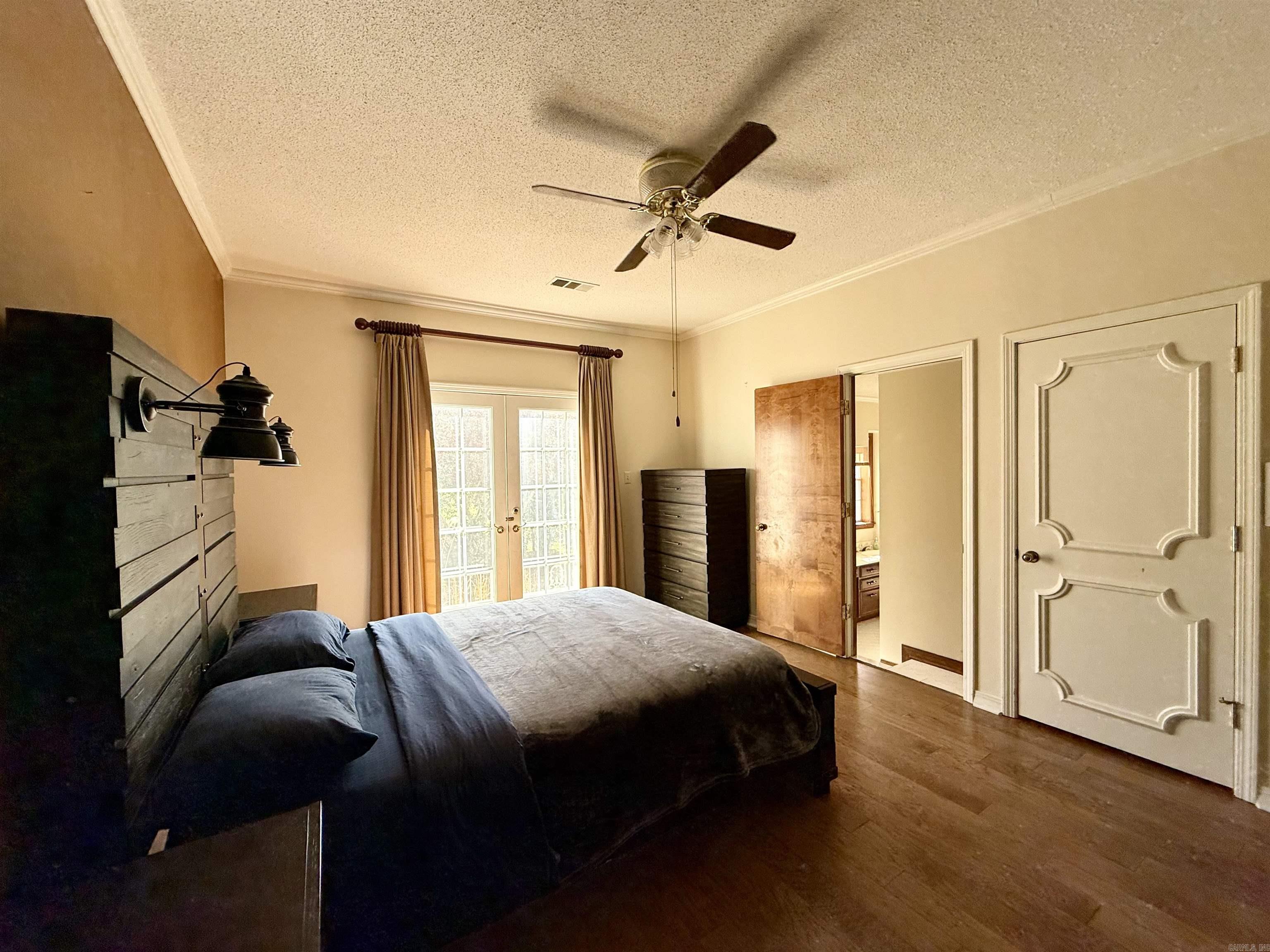 GREEN ACRES - Residential