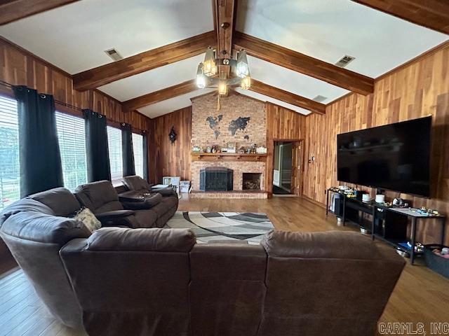 GREEN ACRES - Residential